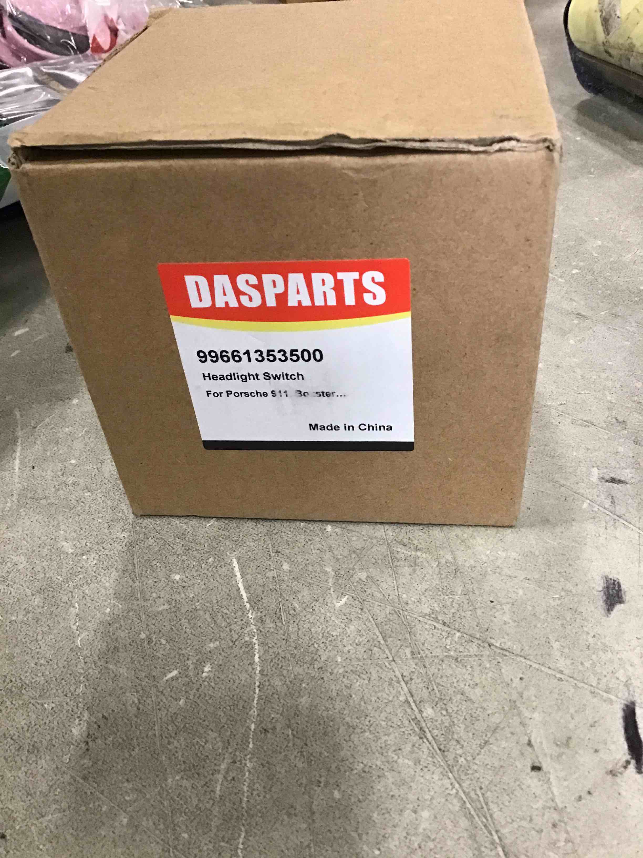 https://s3.amazonaws.com/lotting-images-prod/bidfta/RED4865007_1721911893636.jpeg