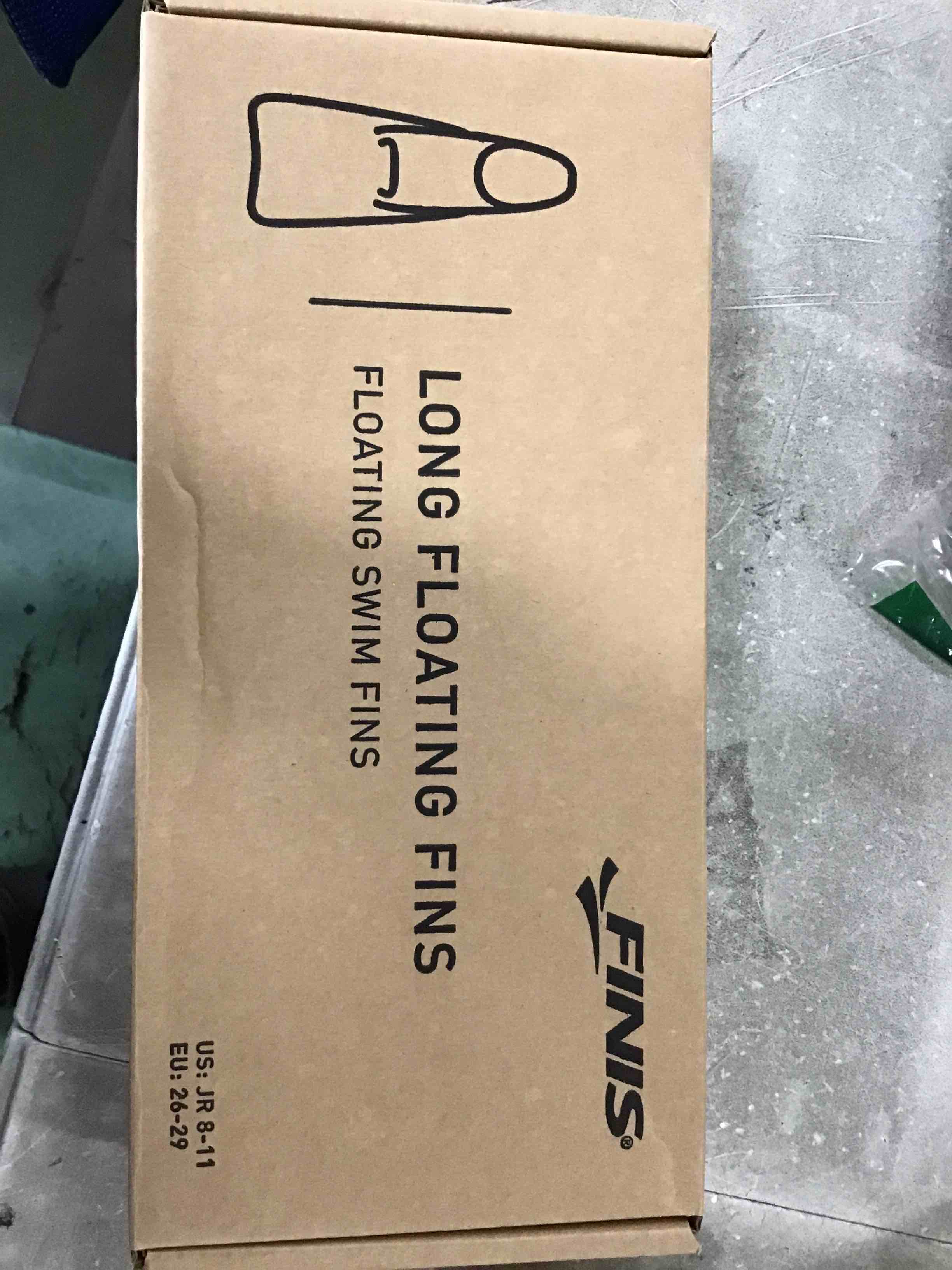 https://s3.amazonaws.com/lotting-images-prod/bidfta/RED4865238_1721995695065.jpeg