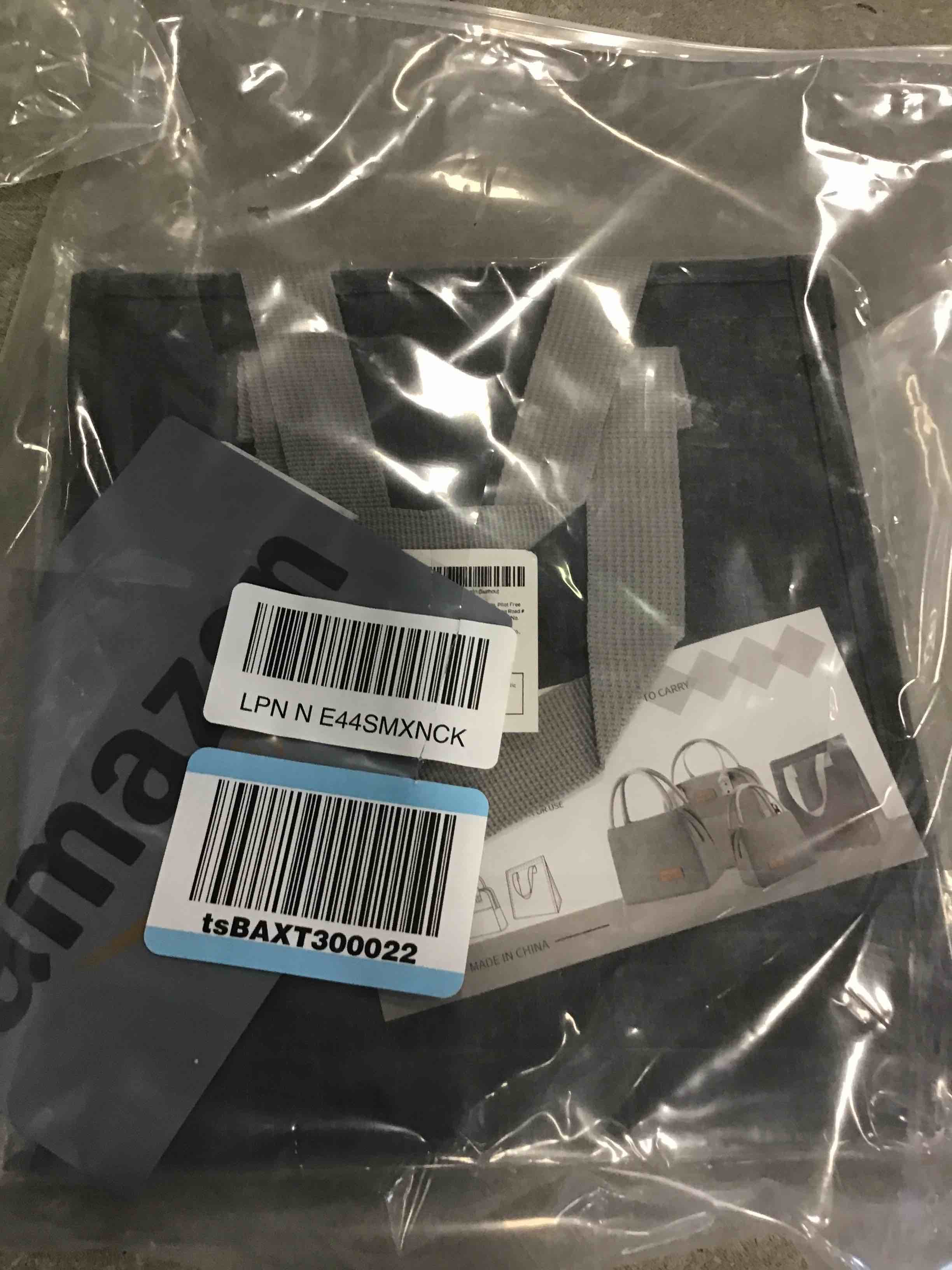 https://s3.amazonaws.com/lotting-images-prod/bidfta/RED4865331_1722004140719.jpeg