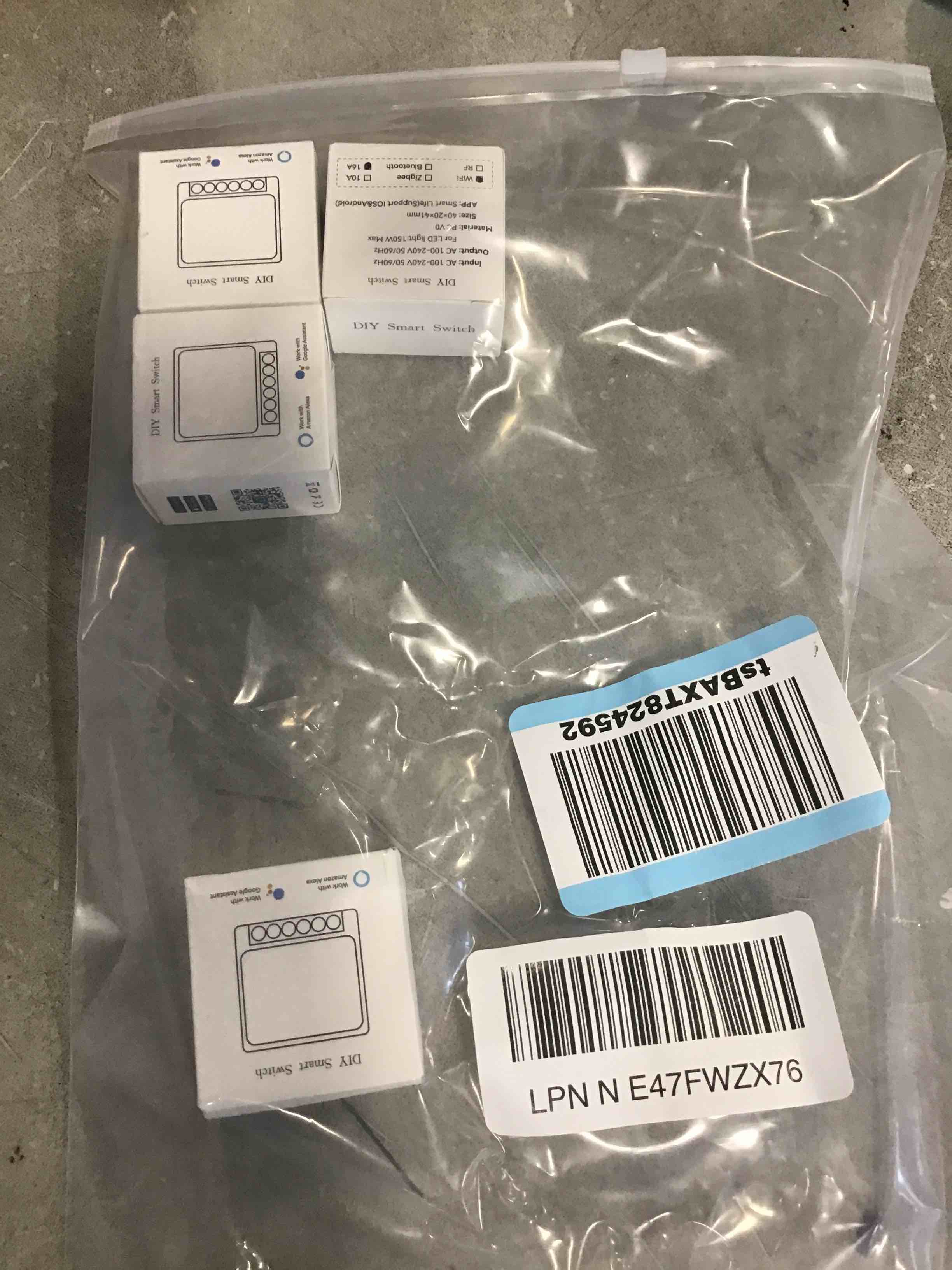 https://s3.amazonaws.com/lotting-images-prod/bidfta/RED4865345_1722005243977.jpeg