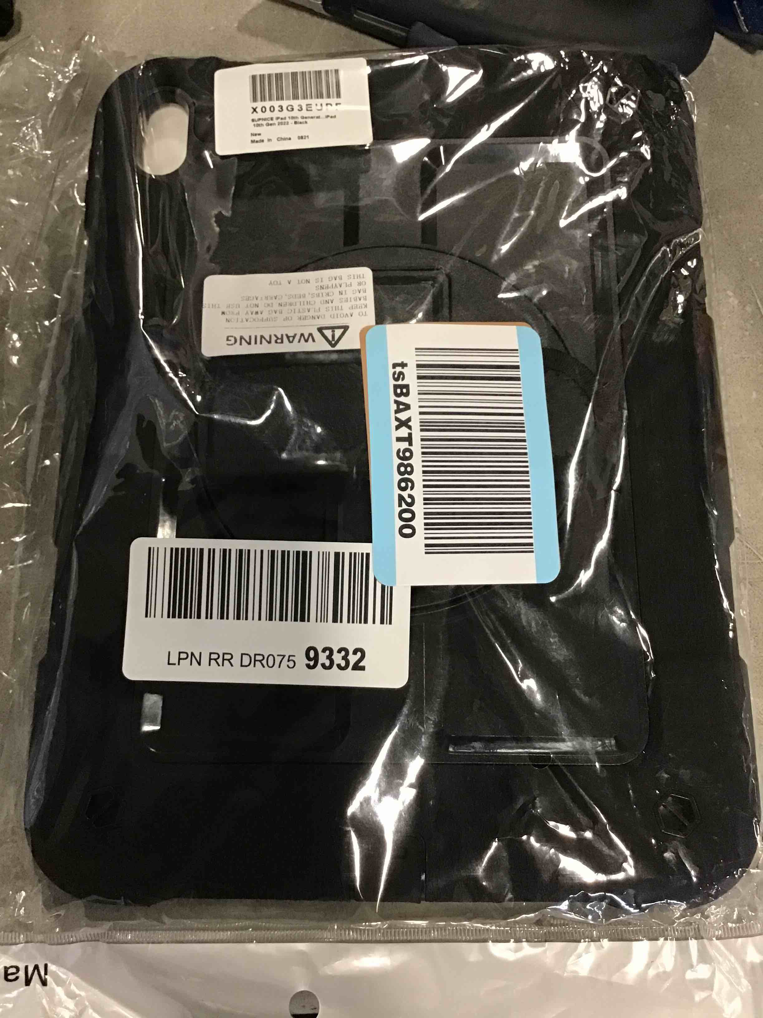 https://s3.amazonaws.com/lotting-images-prod/bidfta/RED4865405_1722008894044.jpeg