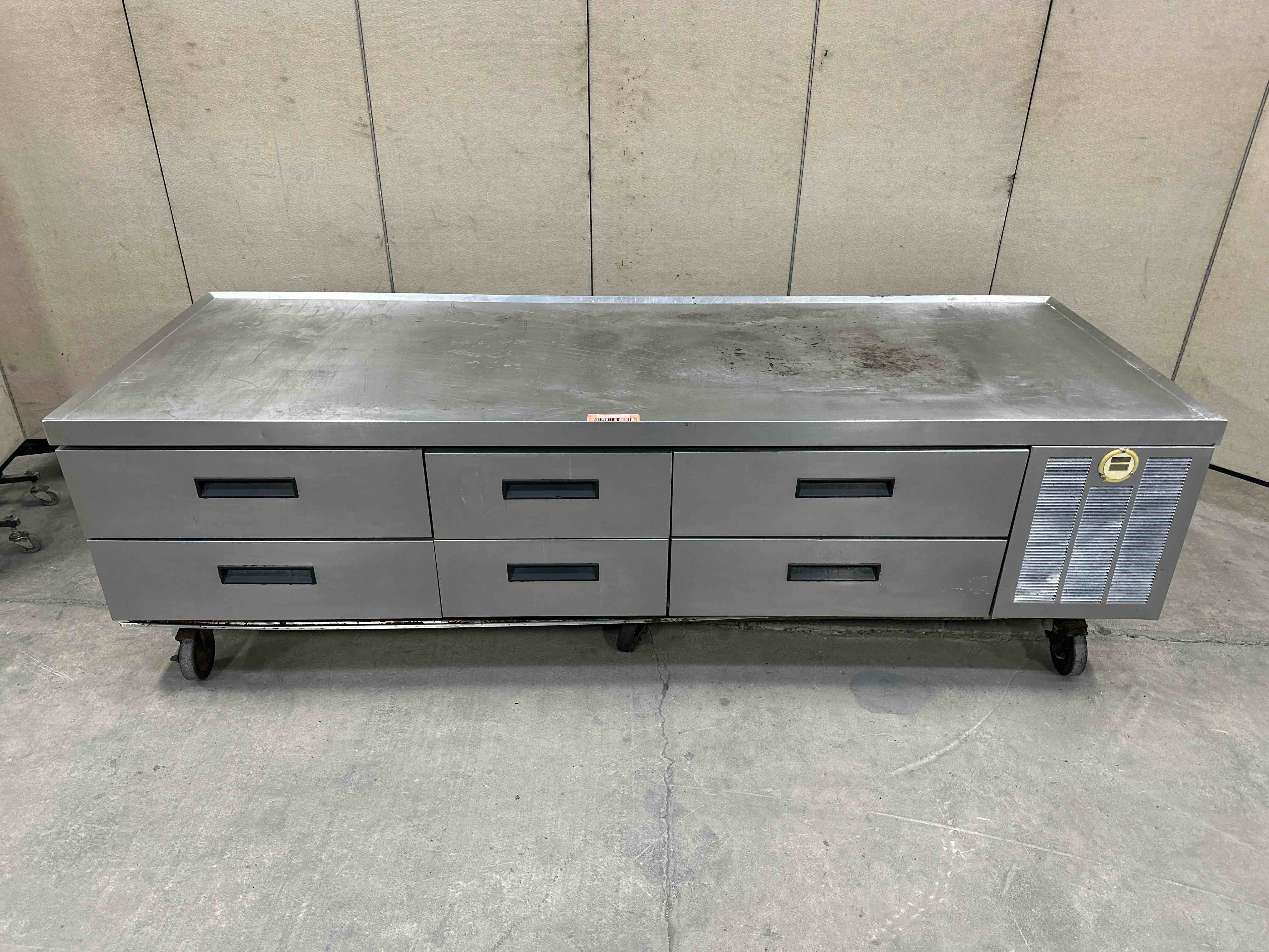 DELFIELD 87 INCH SIX DRAWER REFRIGERATED CHEF BASE ON CASTERS