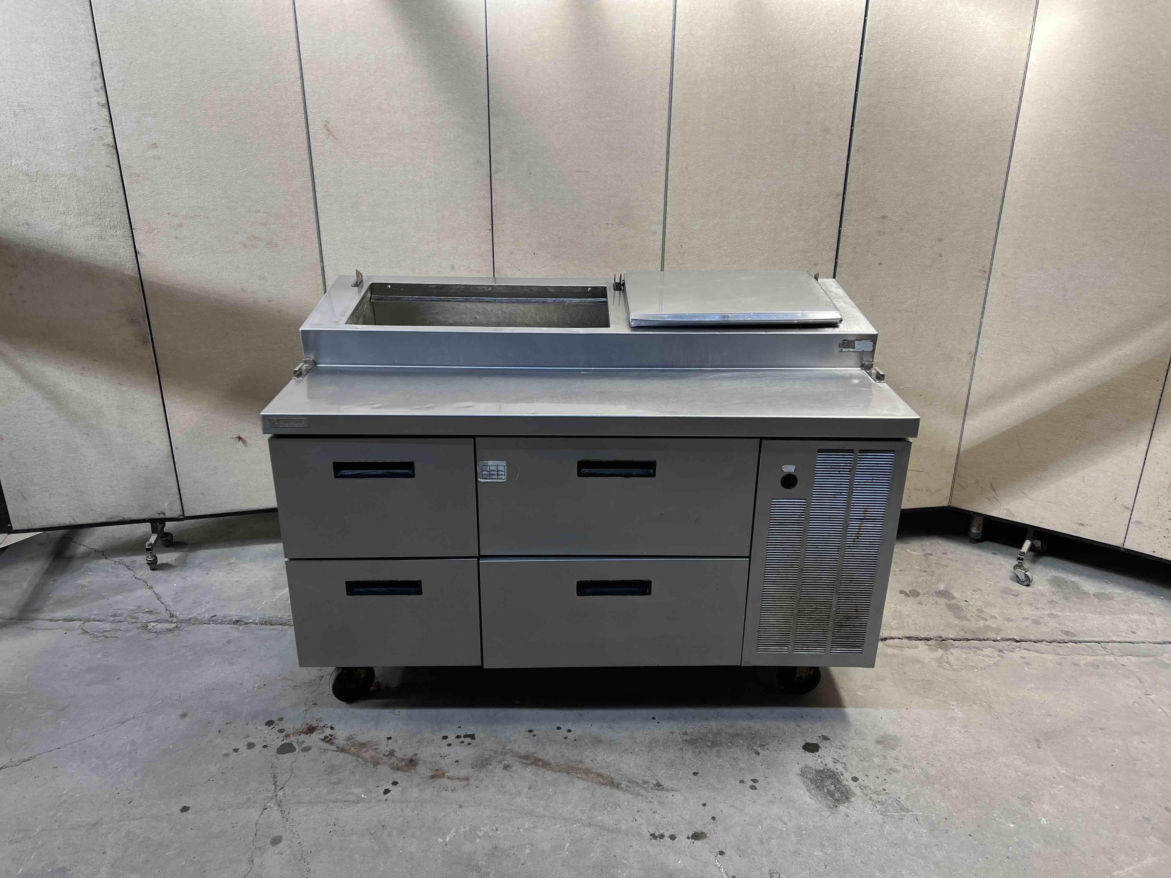 2015 DELFIELD 60 INCH RAISED RAIL REFRIGERATED PIZZA PREP TABLE ON CASTERS