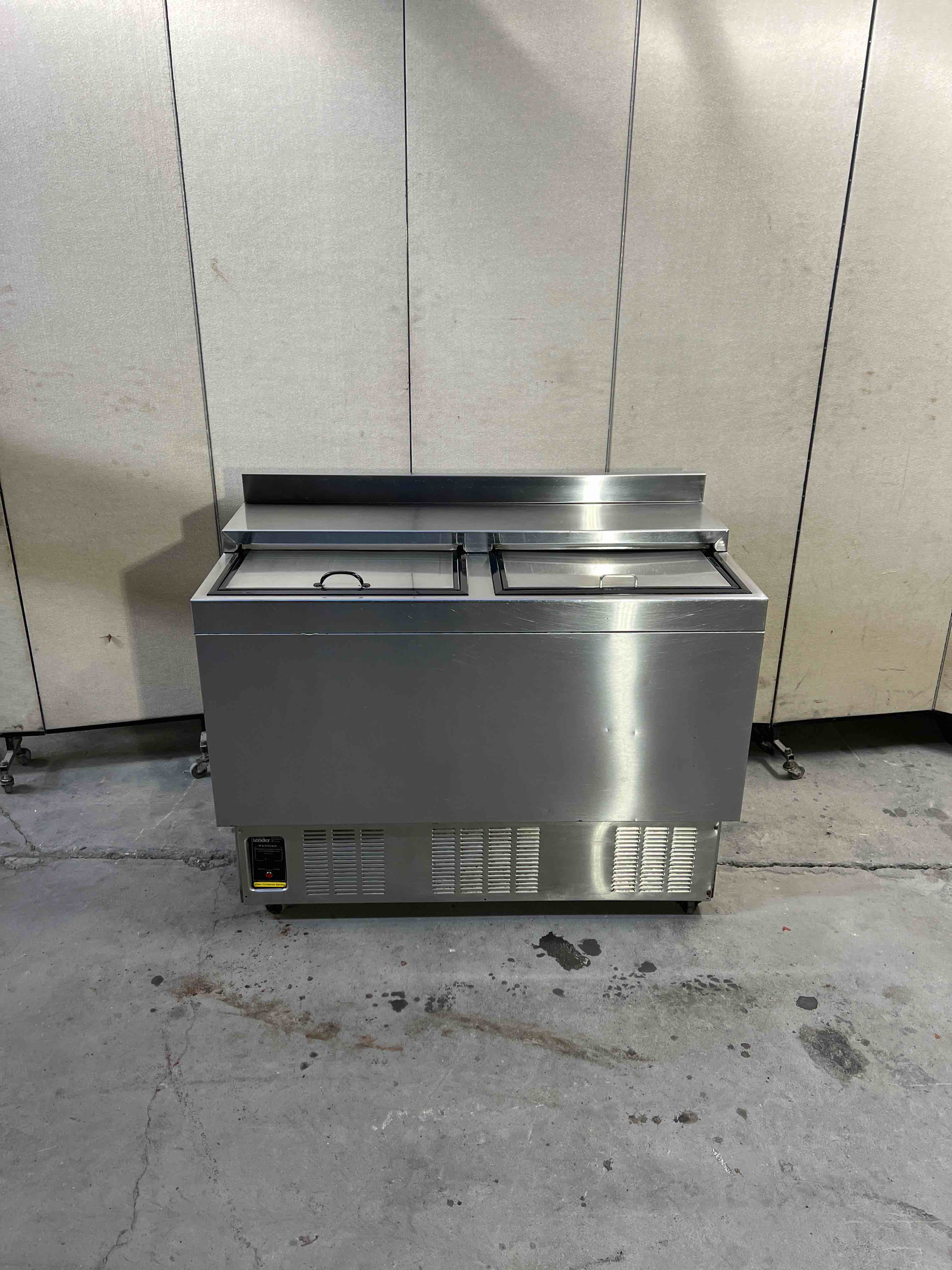 GLASTENDER 48 INCH BACK BAR GLASS CHILLER ON CASTERS