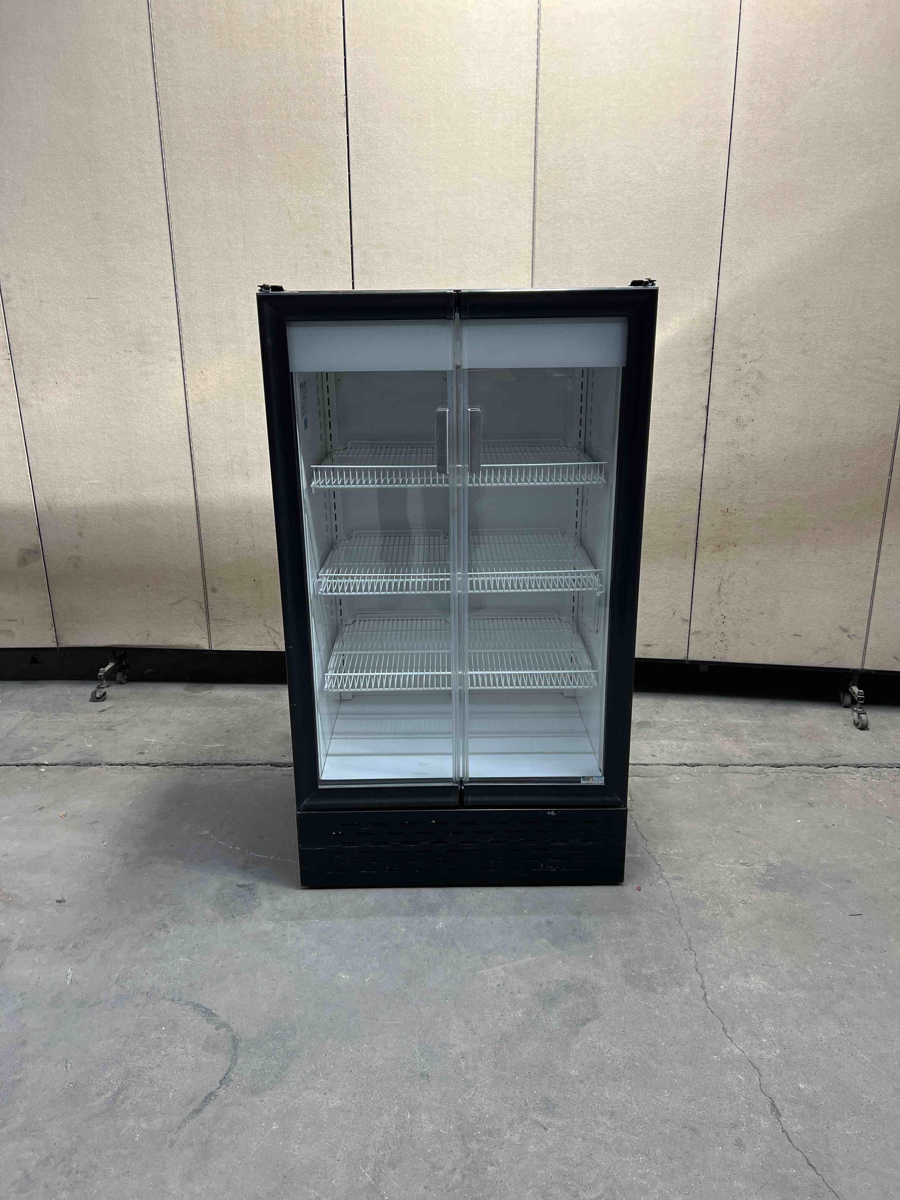 MYLCOOL GLASS DOOR REFRIGERATED MERCHANDISER 
