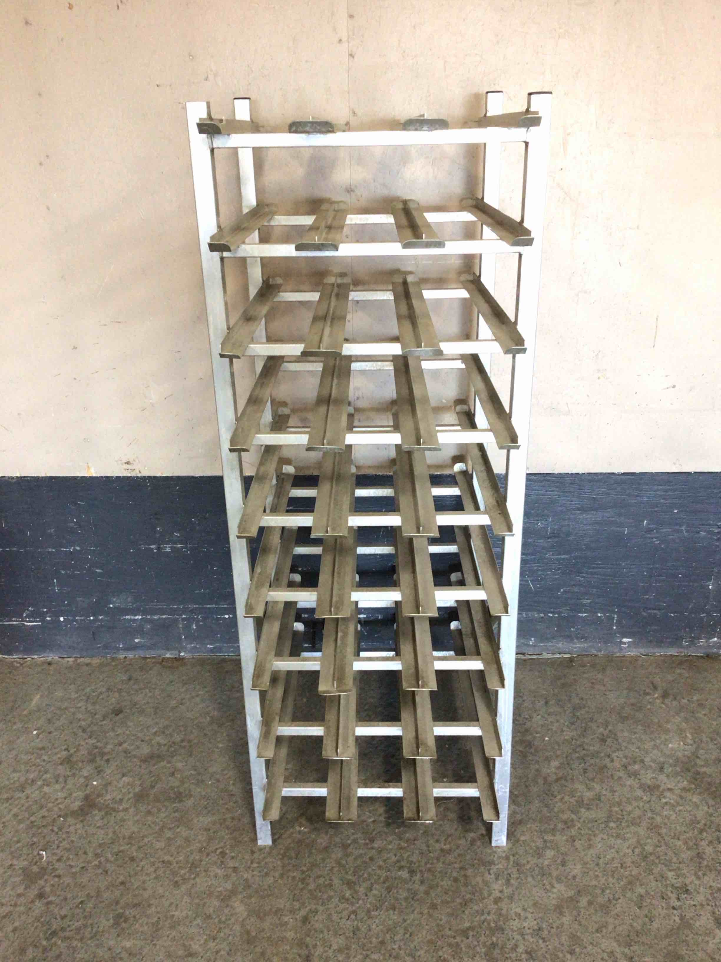 9 TIER ALUMINUM CAN RACK
