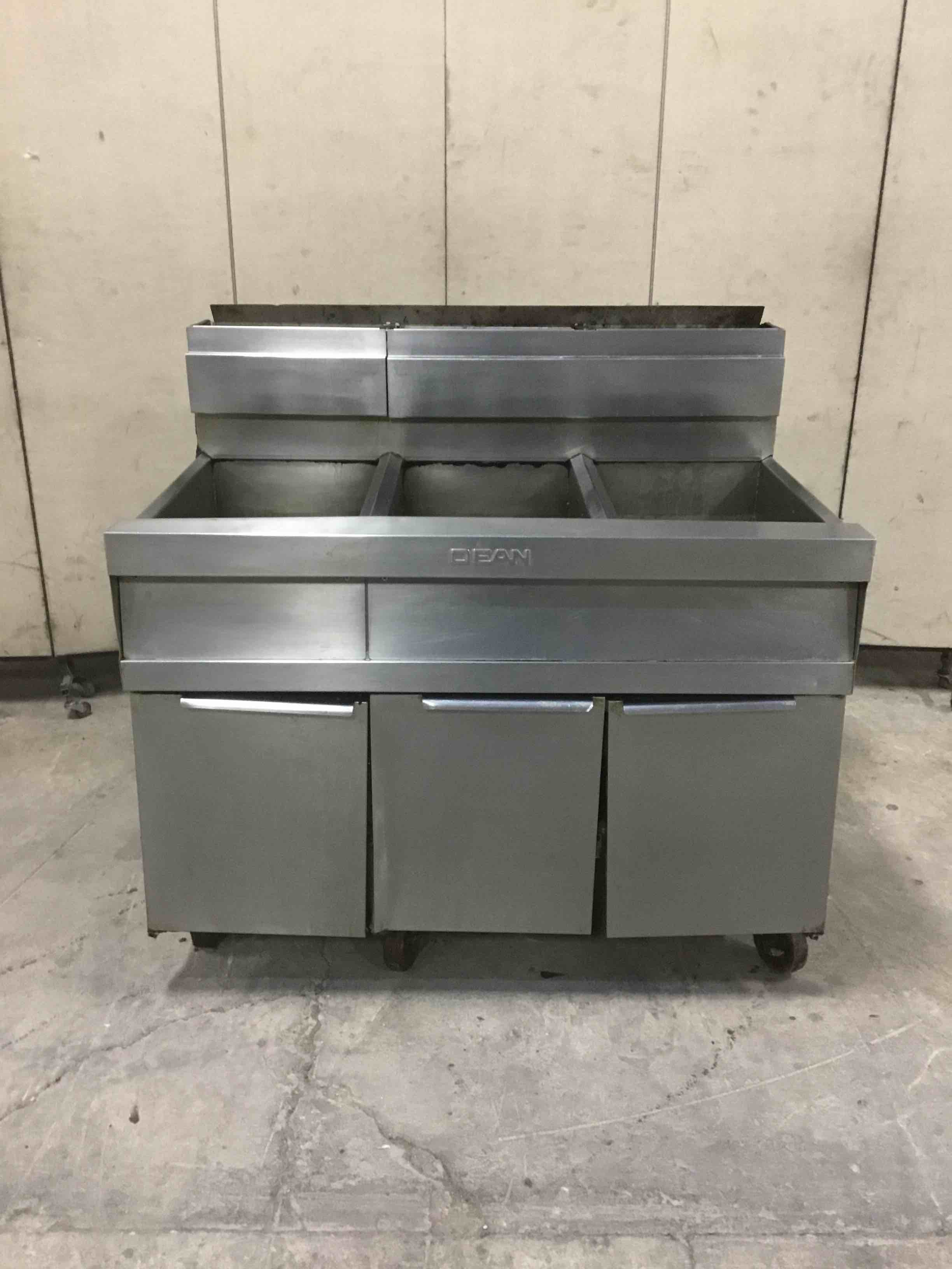 DEAN STAINLESS STEEL TRIPLE 50 POUND CAPACITY NATURAL GAS FRYER 