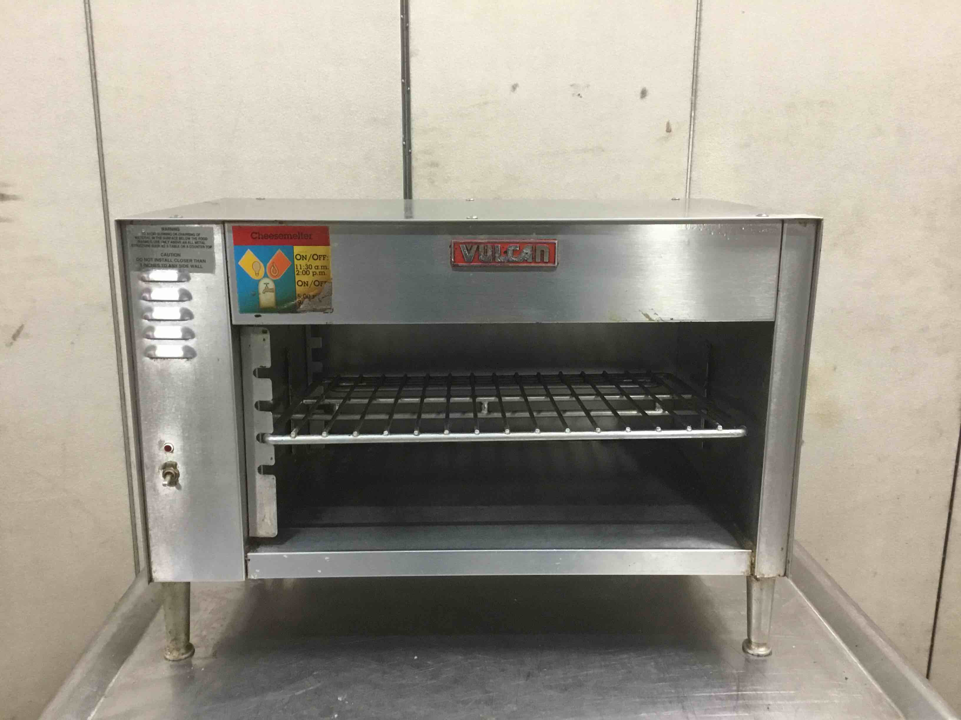 VULCAN 26.5 INCH STAINLESS STEEL ELECTRIC COUNTERTOP CHEESE MELTER 