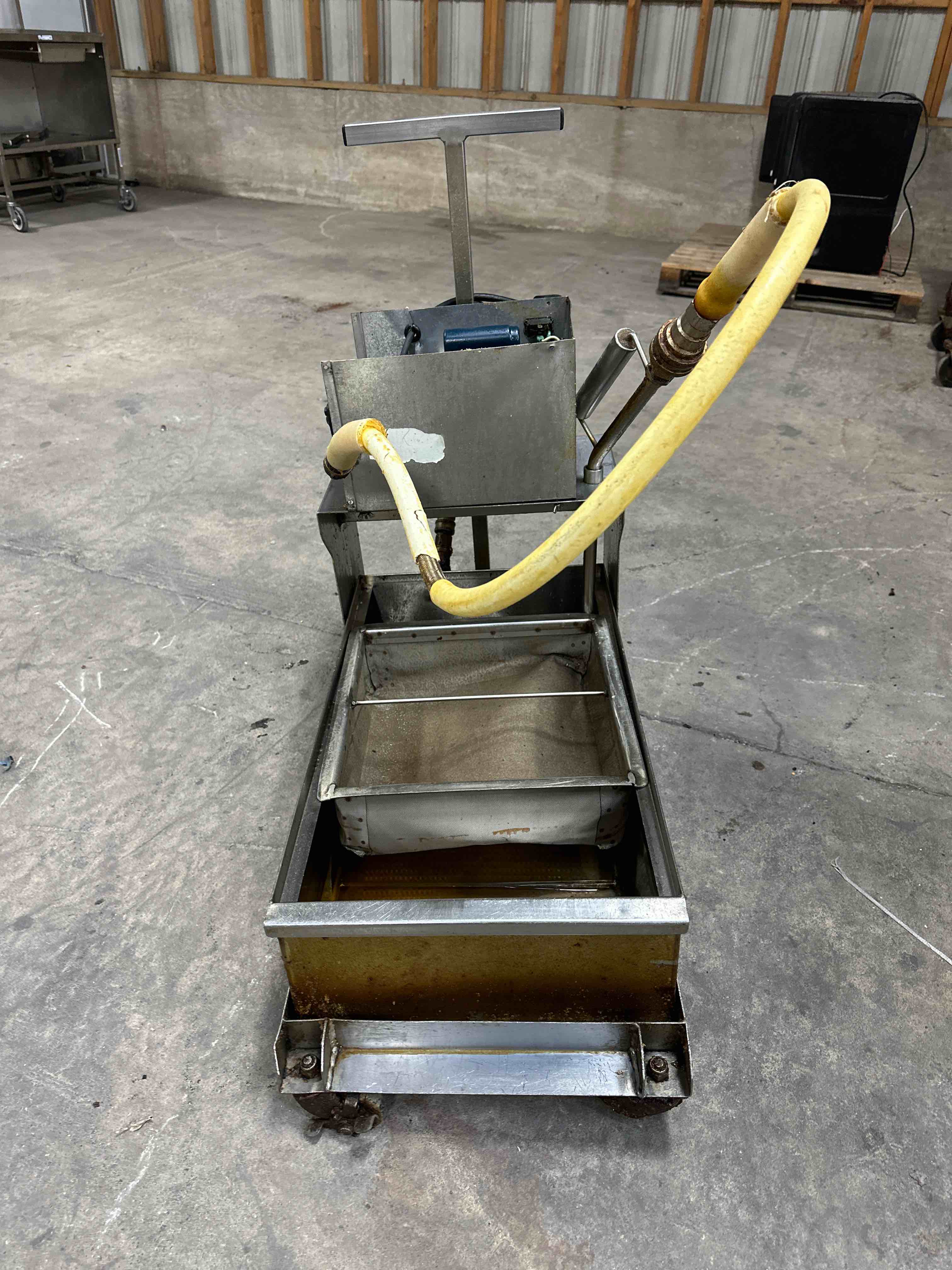 STAINLESS STEEL FRYER FILTRATION SYSTEM