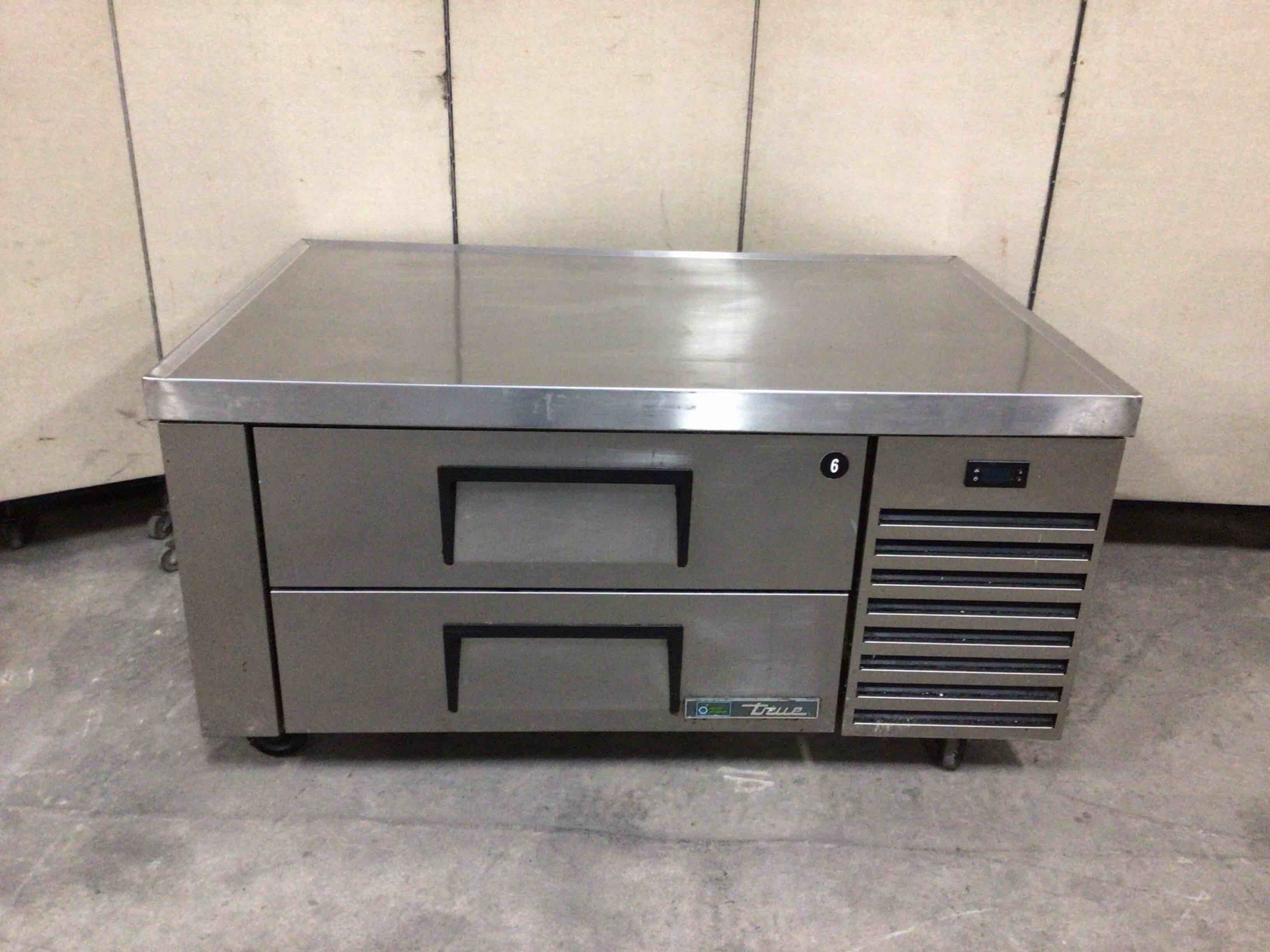 TRUE 48 INCH STAINLESS STEEL 2-DRAWER REFRIGERATED CHEF BASE ON CASTERS