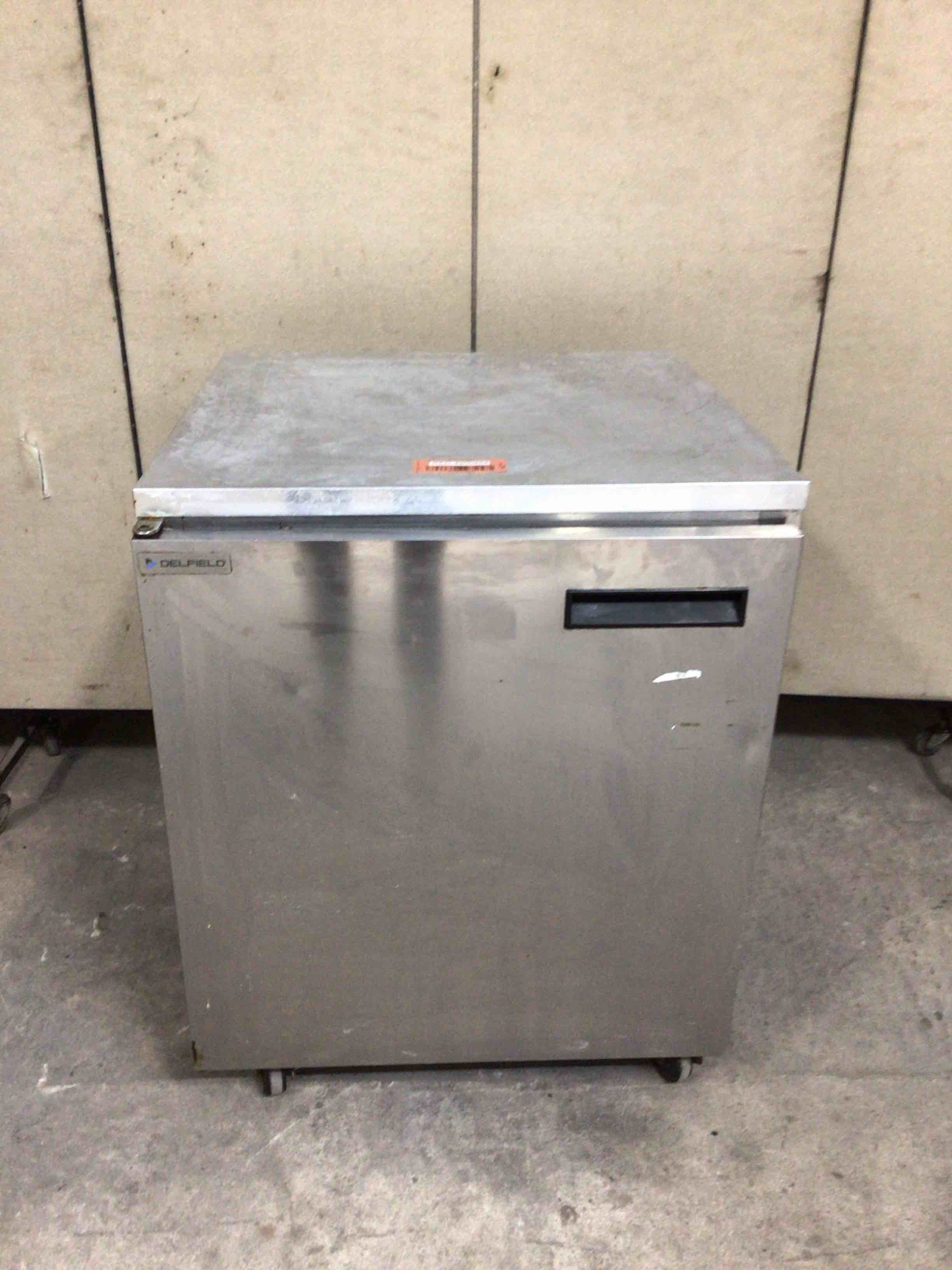 2019 DELFIELD 27 INCH STAINLESS STEEL UNDER COUNTER FREEZER 