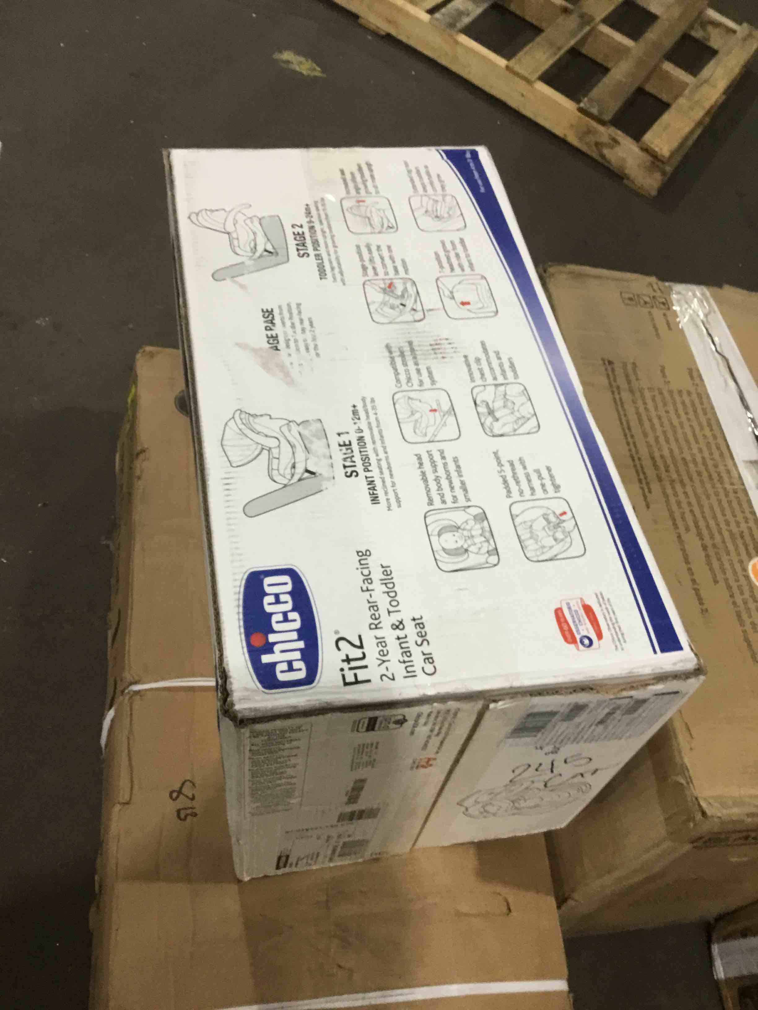 https://s3.amazonaws.com/lotting-images-prod/bidfta/RED4927954_1706286259225.jpeg