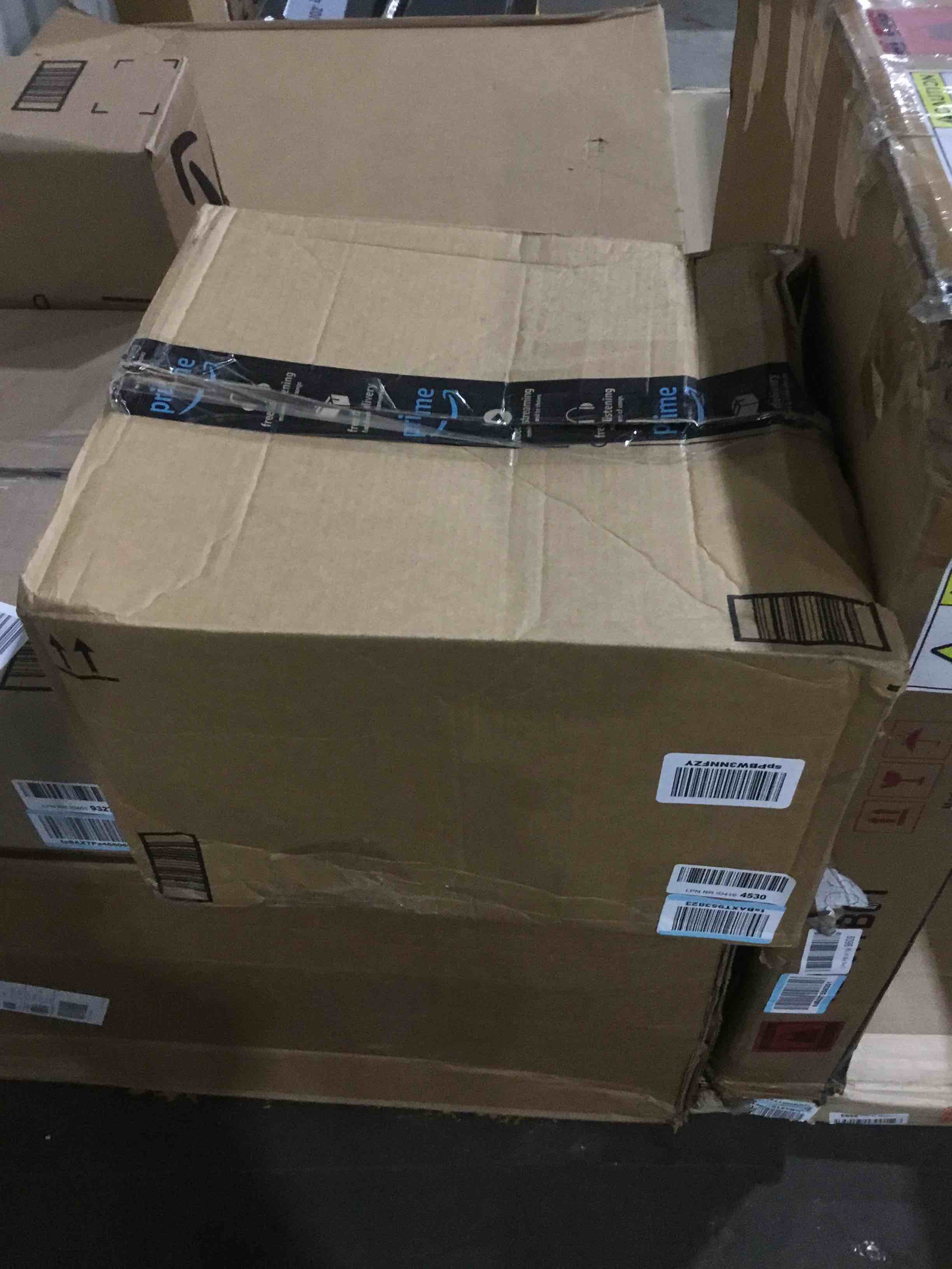 https://s3.amazonaws.com/lotting-images-prod/bidfta/RED4927955_1706286369670.jpeg