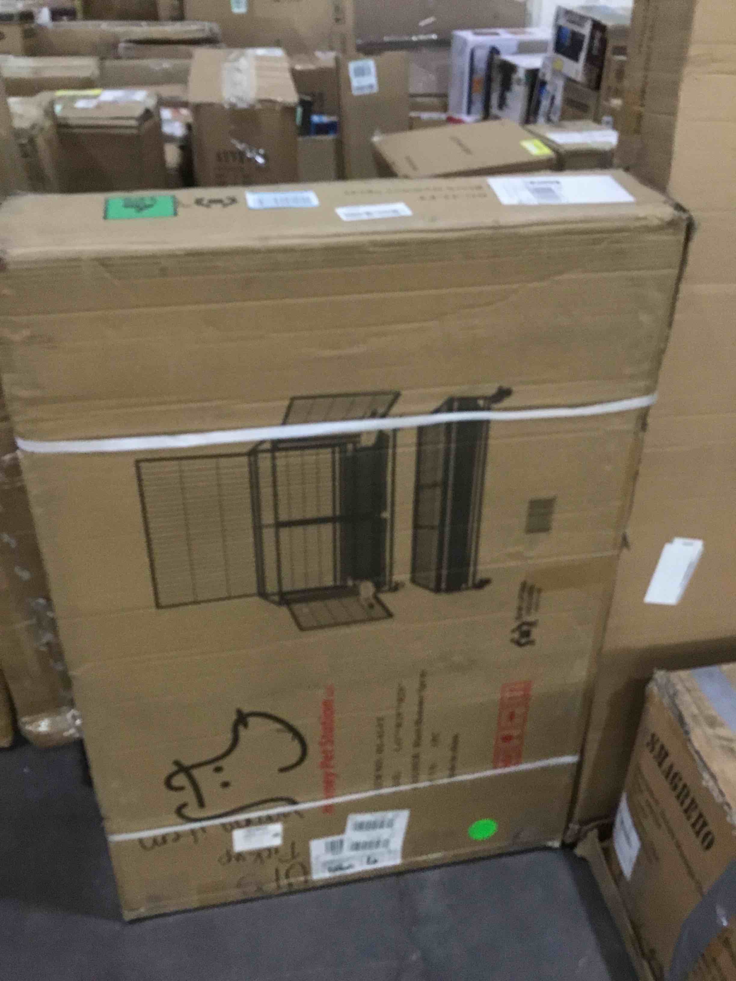 https://s3.amazonaws.com/lotting-images-prod/bidfta/RED4928273_1706648832383.jpeg