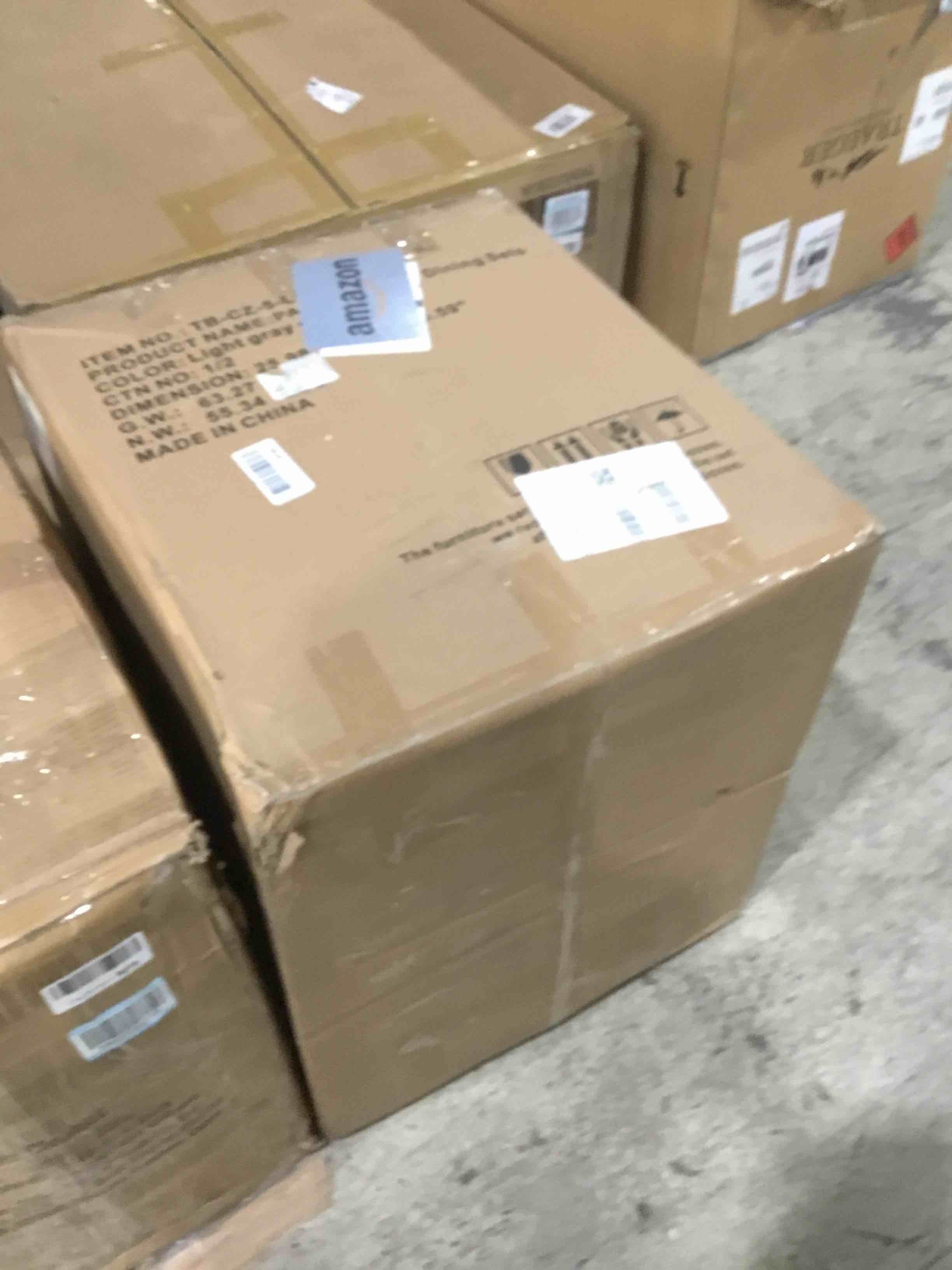 https://s3.amazonaws.com/lotting-images-prod/bidfta/RED4930161_1709314877486.jpeg