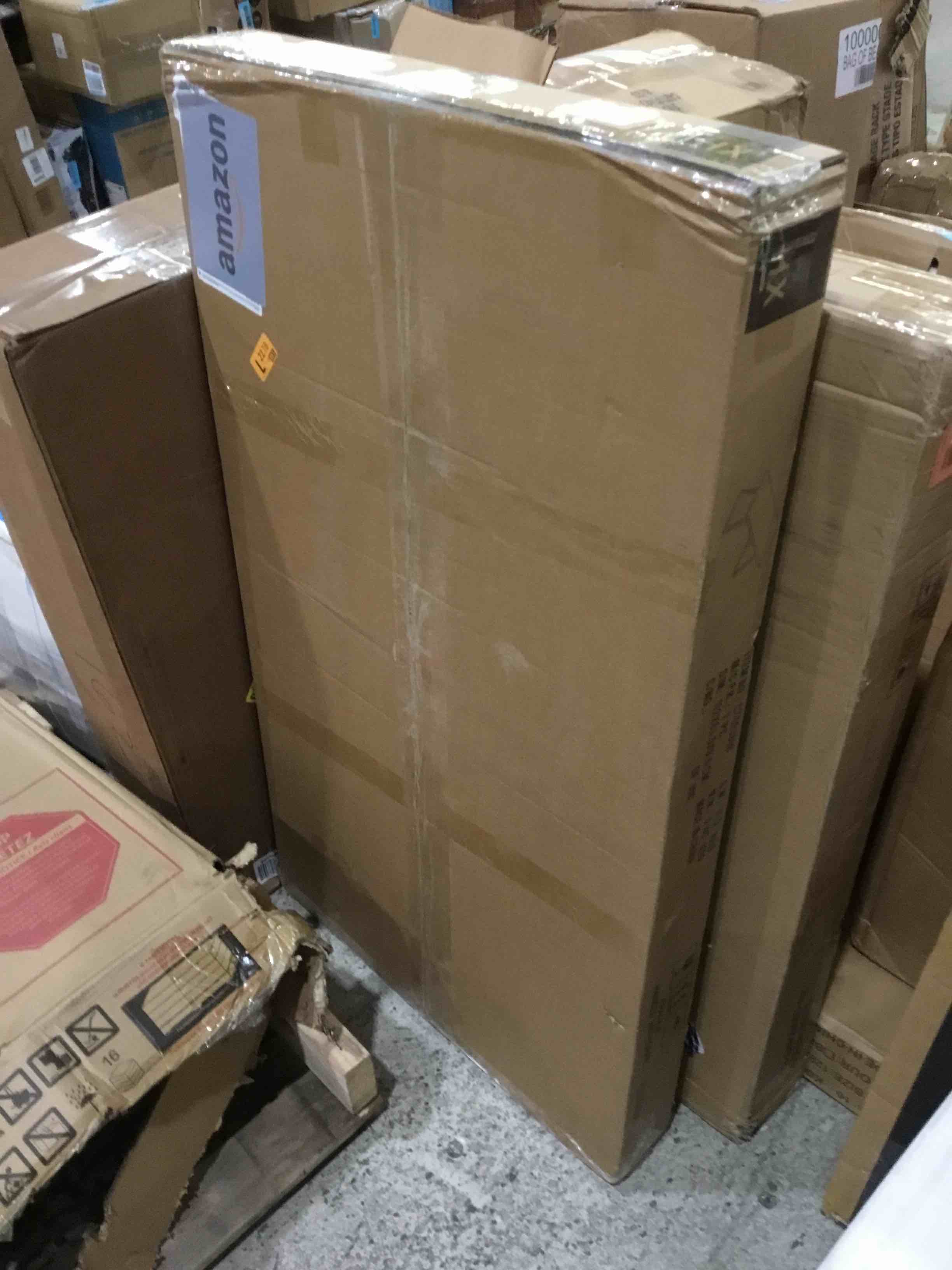 https://s3.amazonaws.com/lotting-images-prod/bidfta/RED4930895_1710525203333.jpeg