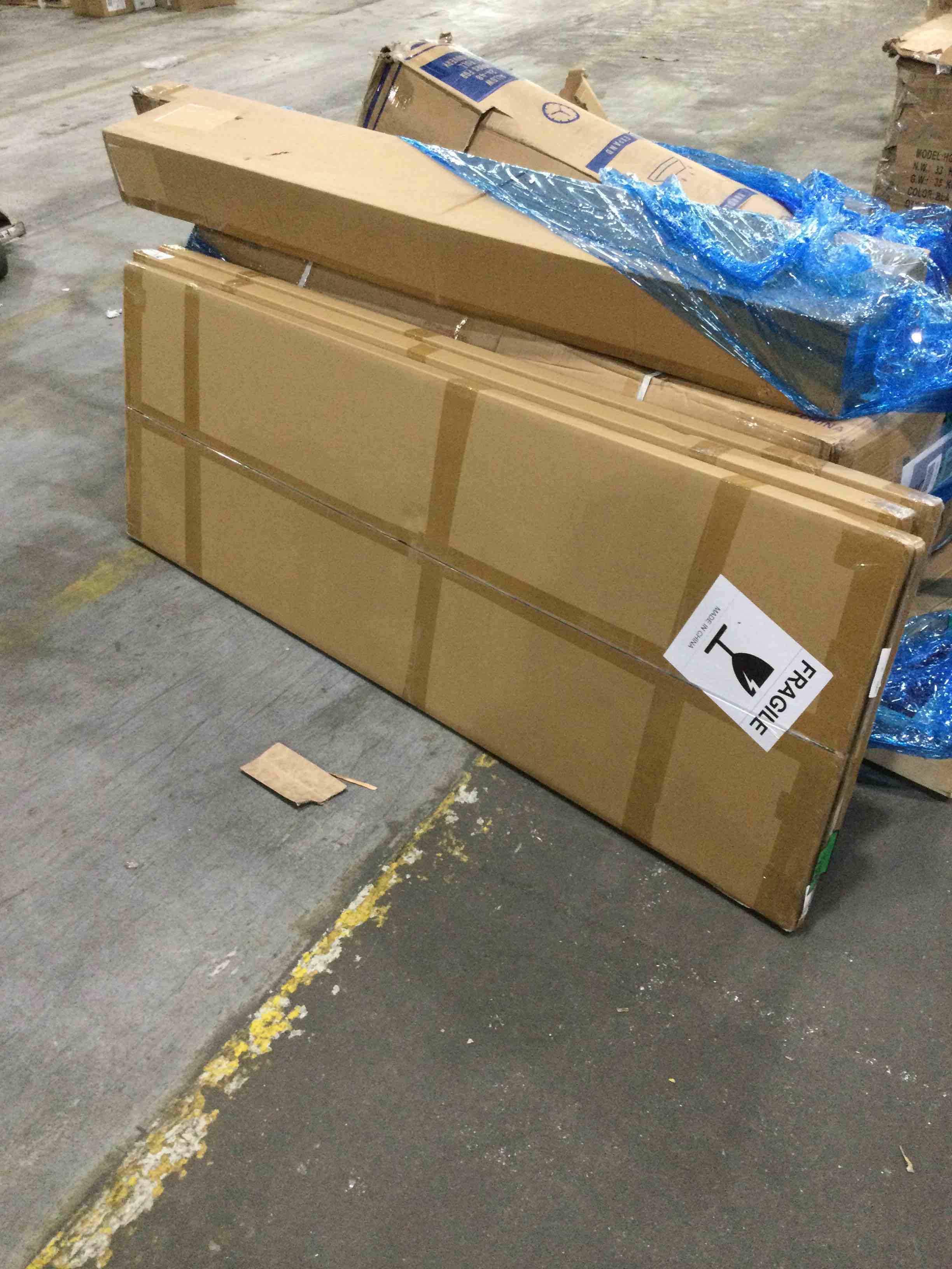 https://s3.amazonaws.com/lotting-images-prod/bidfta/RED4931435_1714064404711.jpeg