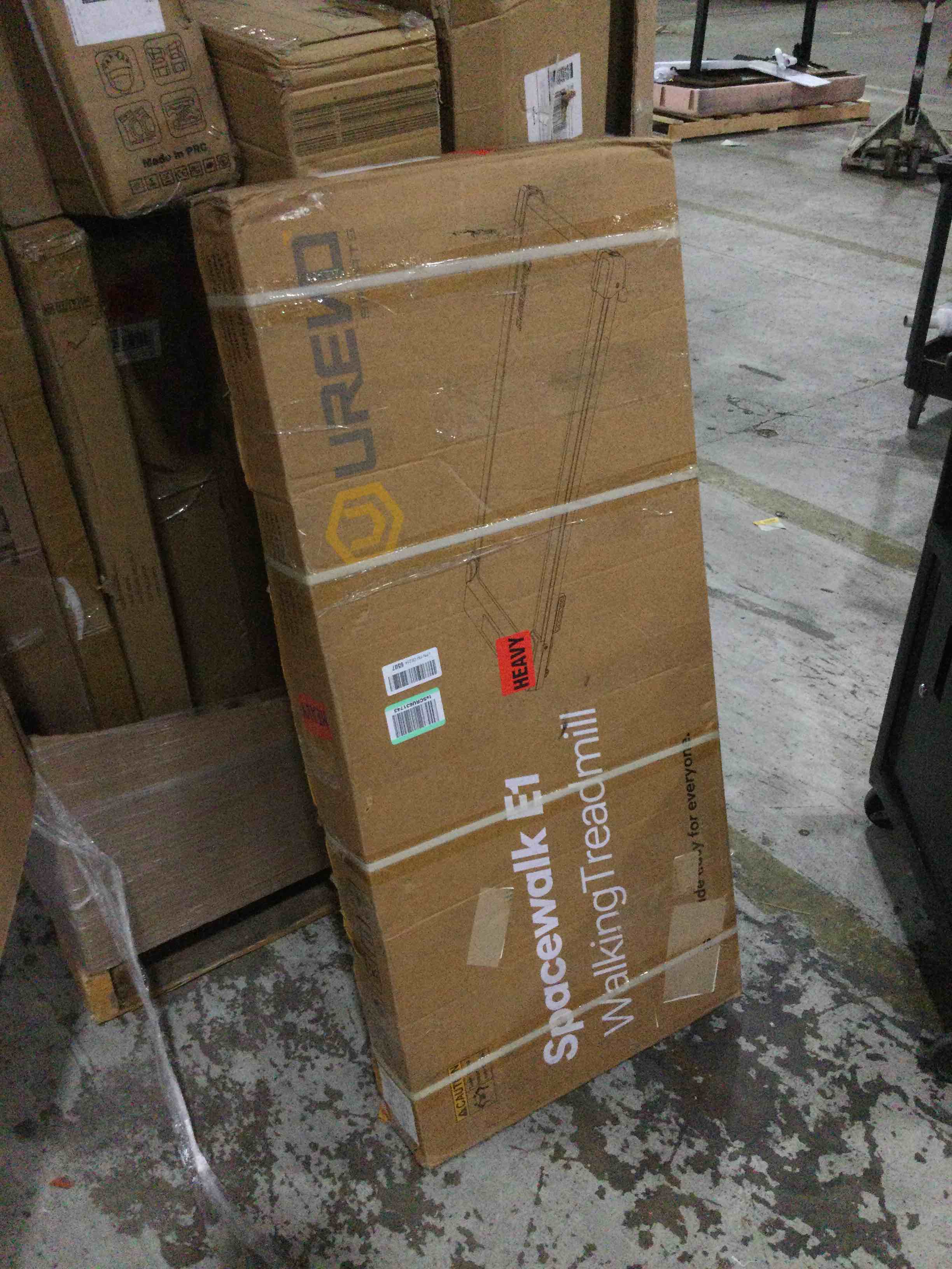 https://s3.amazonaws.com/lotting-images-prod/bidfta/RED4931962_1715354842105.jpeg