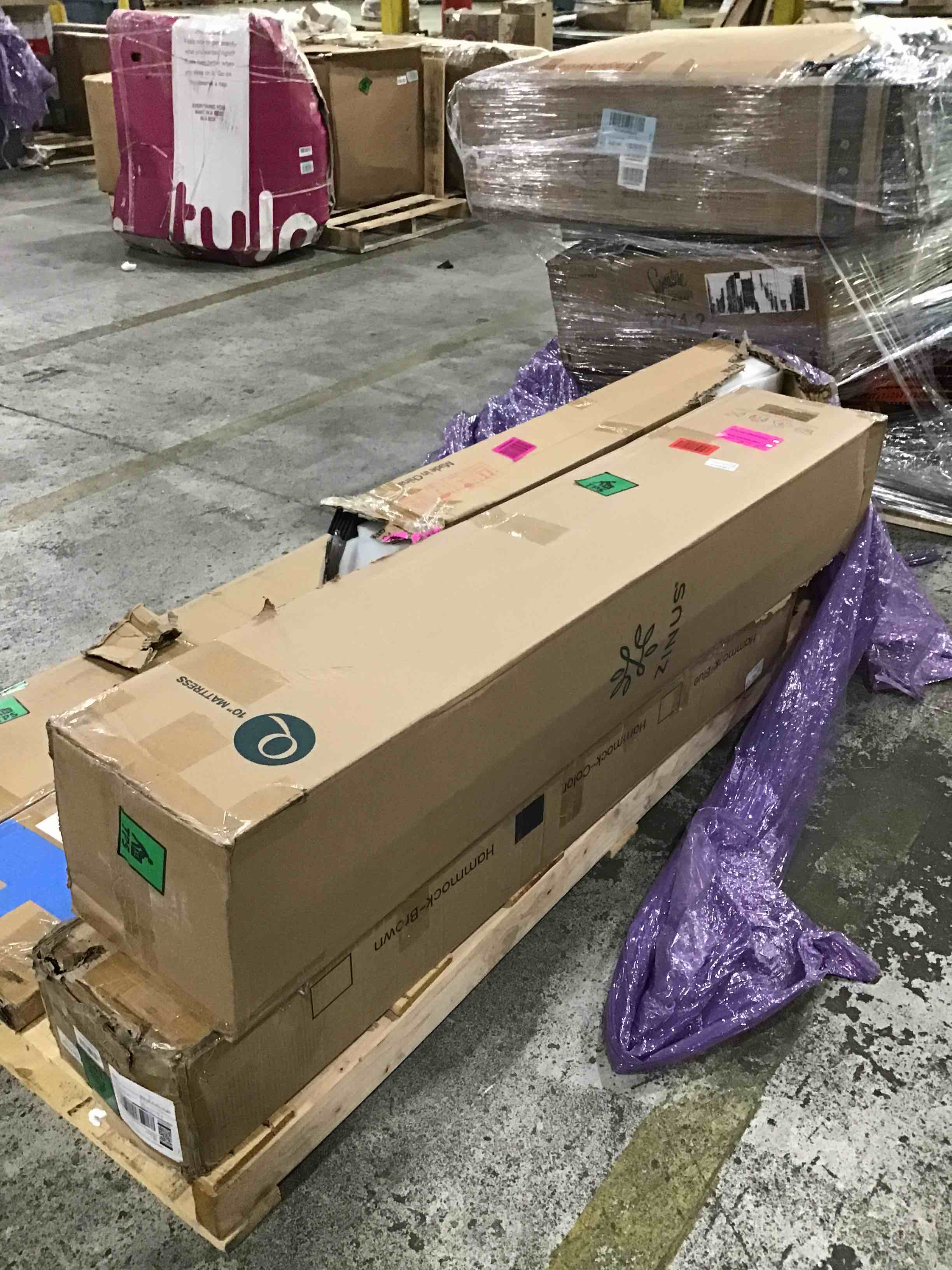 https://s3.amazonaws.com/lotting-images-prod/bidfta/RED4932254_1715961659044.jpeg