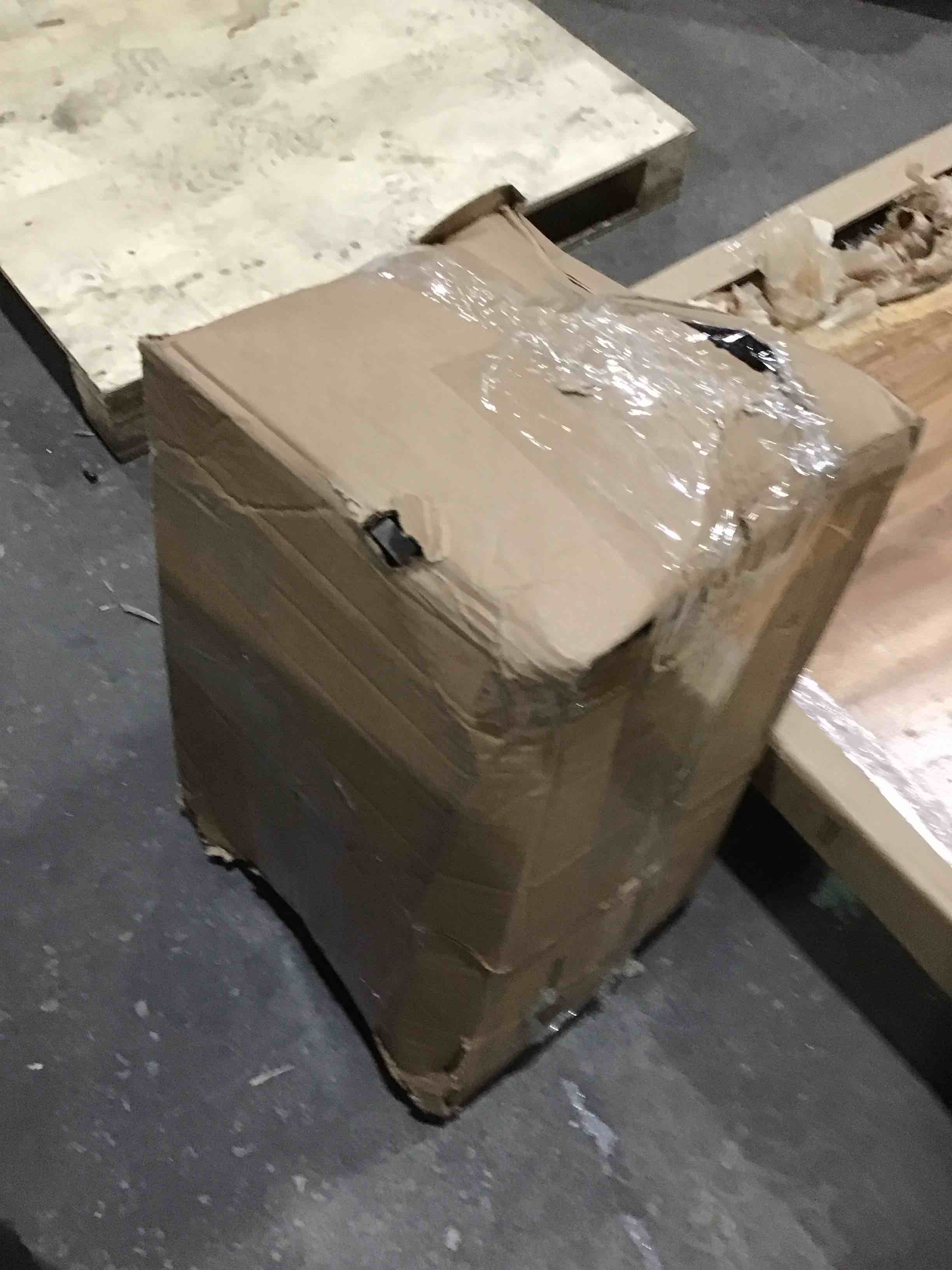 https://s3.amazonaws.com/lotting-images-prod/bidfta/RED4932517_1713882126544.jpeg