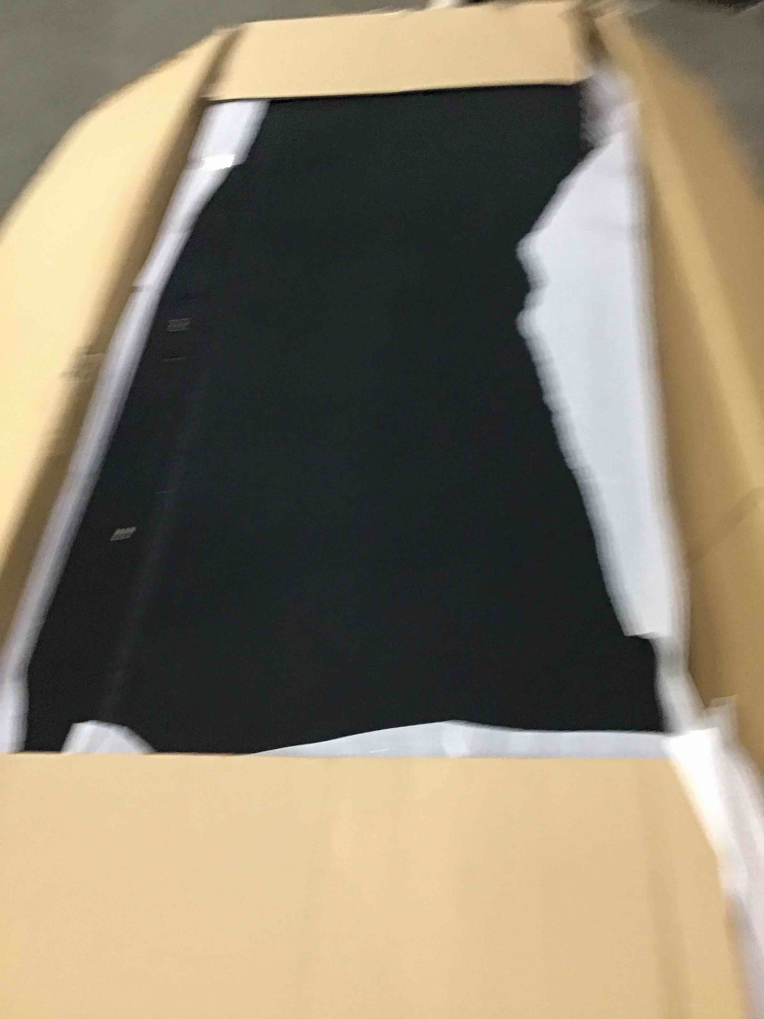 https://s3.amazonaws.com/lotting-images-prod/bidfta/RED4932536_1713895800786.jpeg