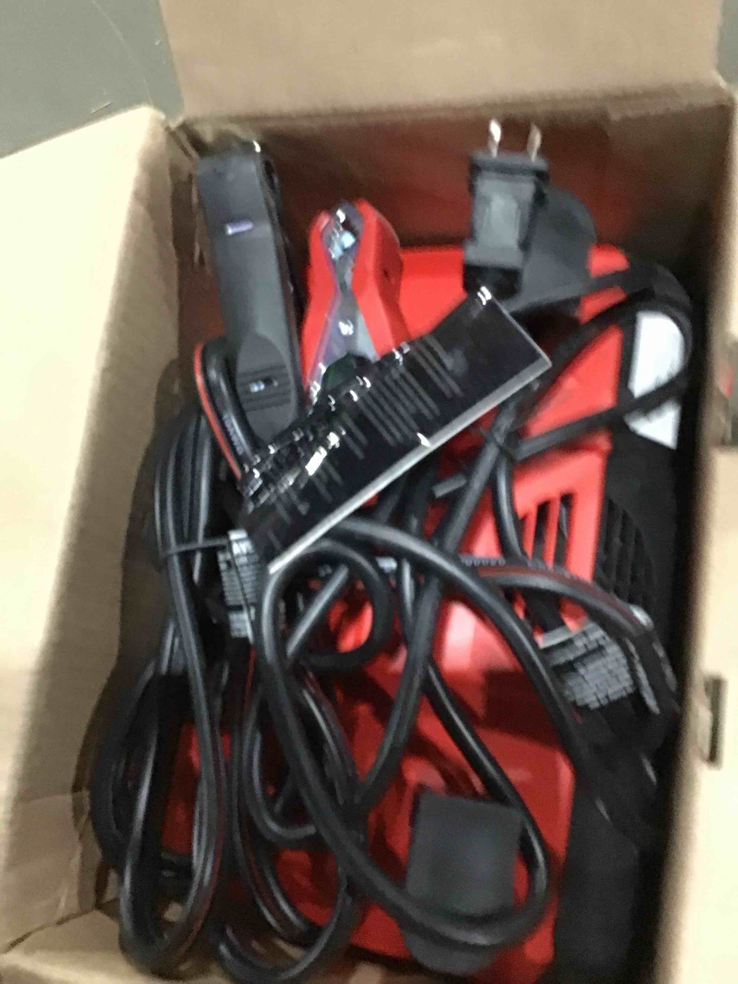 https://s3.amazonaws.com/lotting-images-prod/bidfta/RED4932656_1714577972442.jpeg