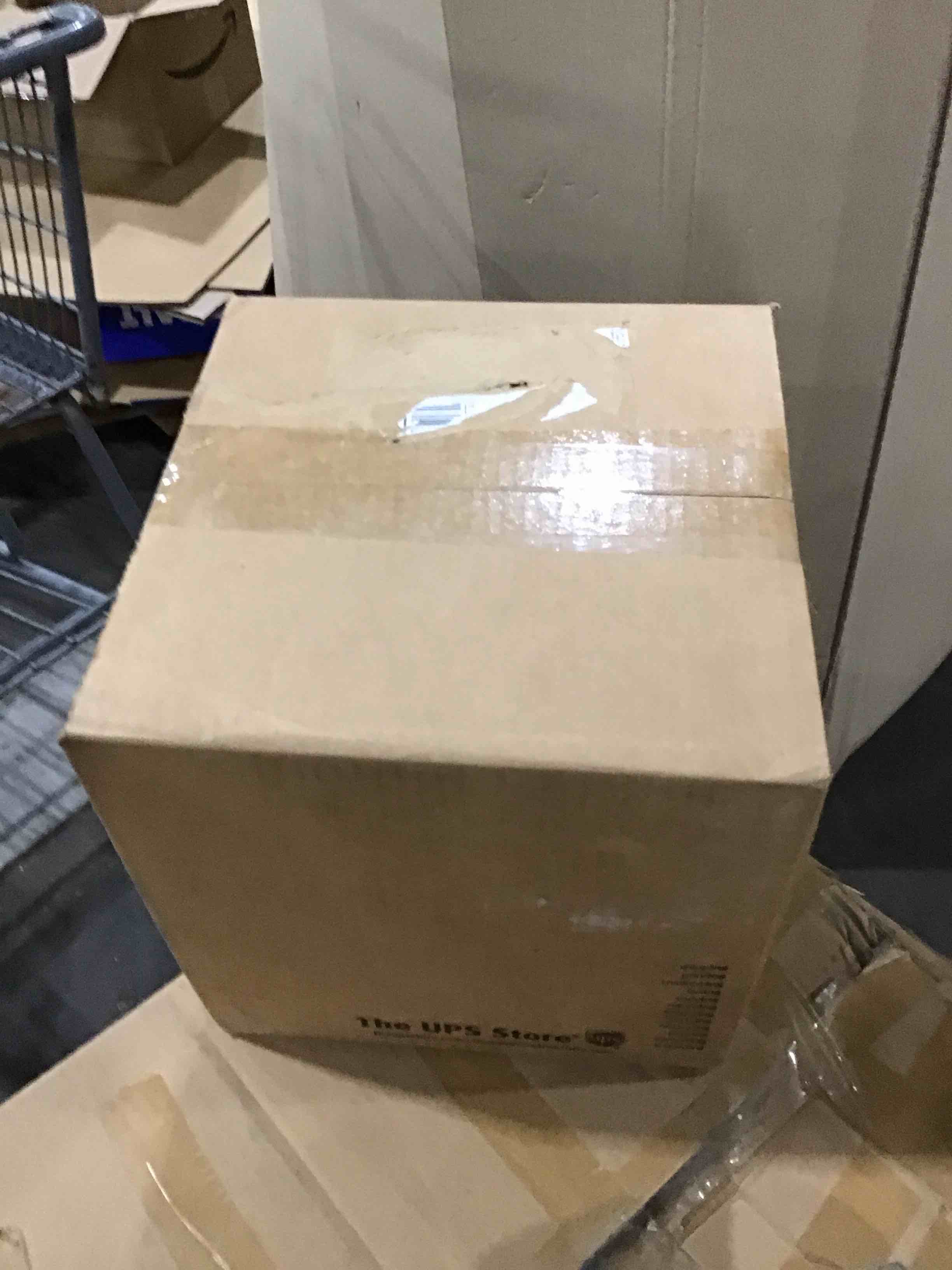 https://s3.amazonaws.com/lotting-images-prod/bidfta/RED4932763_1714751225366.jpeg