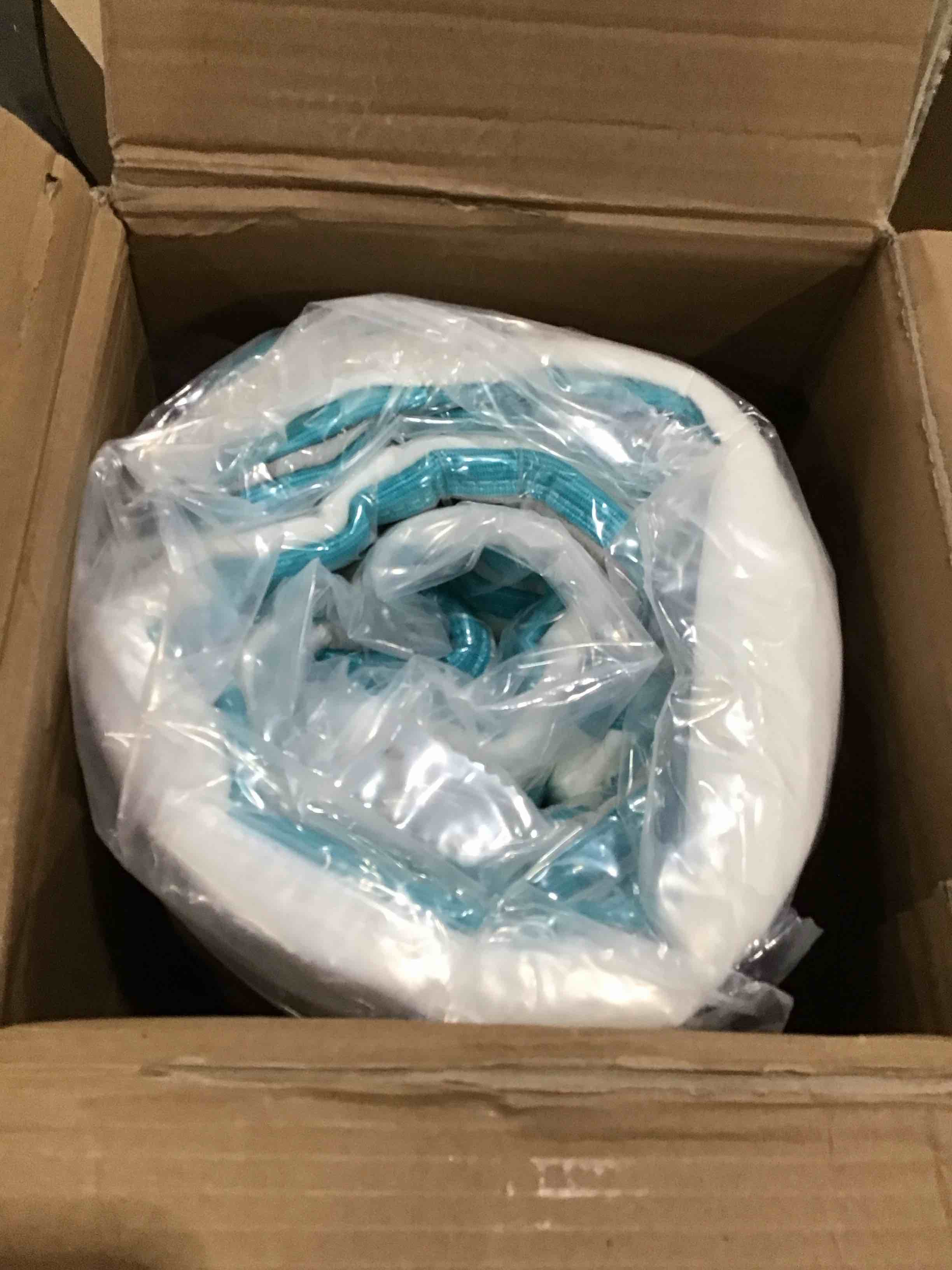 https://s3.amazonaws.com/lotting-images-prod/bidfta/RED4932931_1714683297077.jpeg