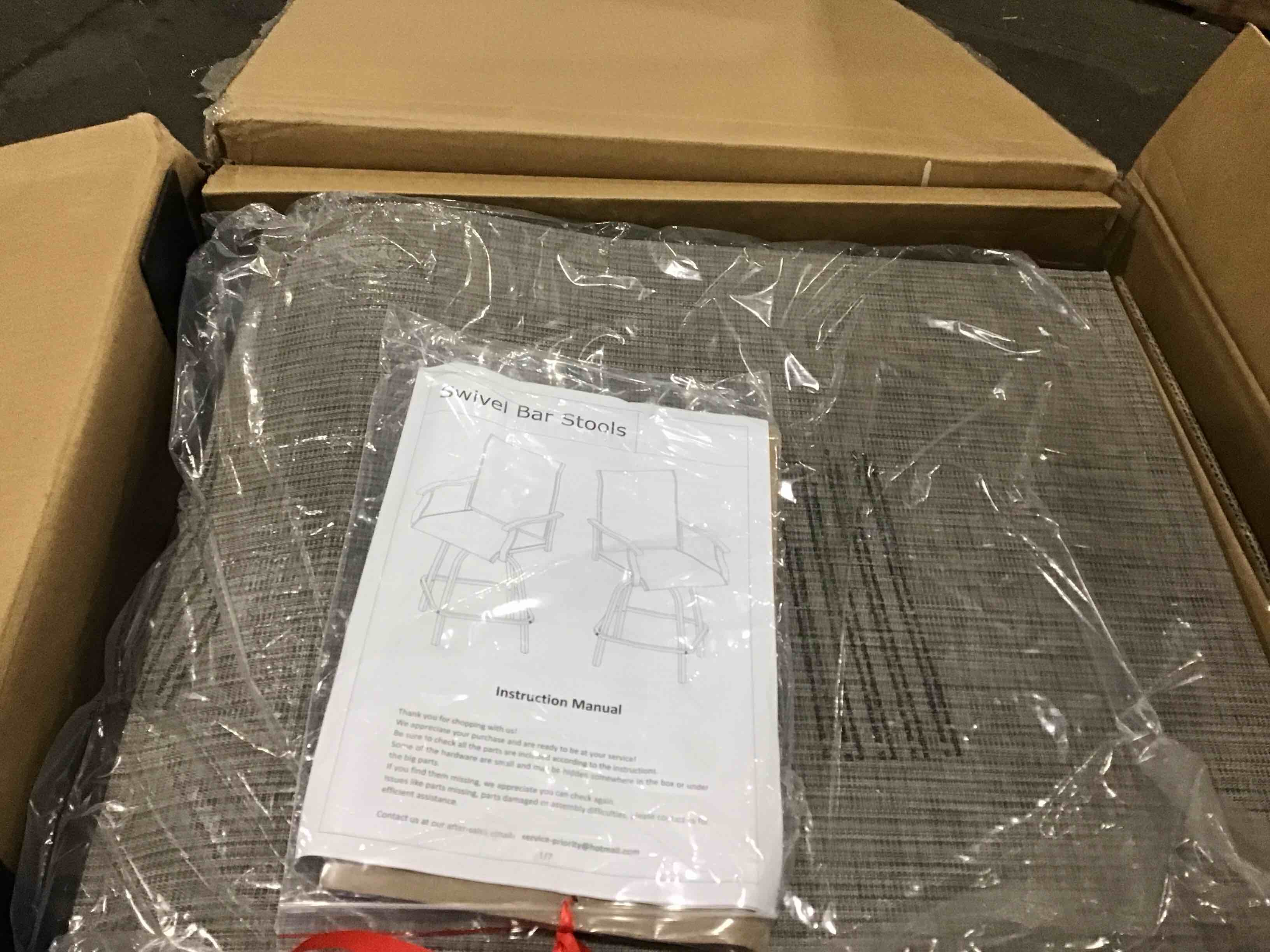 https://s3.amazonaws.com/lotting-images-prod/bidfta/RED4932941_1714680007120.jpeg