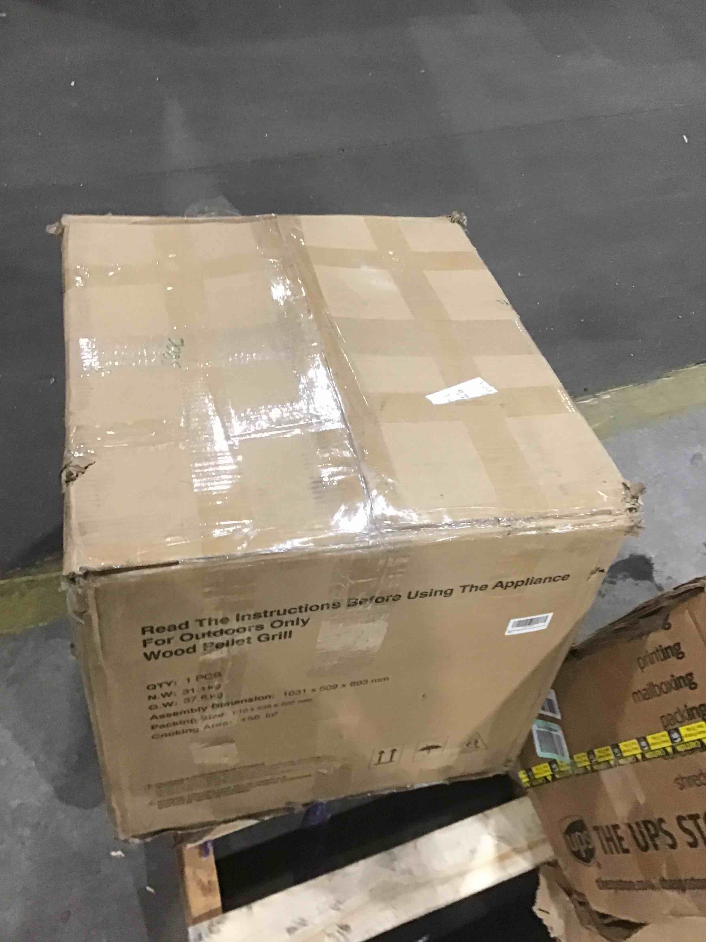 https://s3.amazonaws.com/lotting-images-prod/bidfta/RED4933464_1715866469553.jpeg