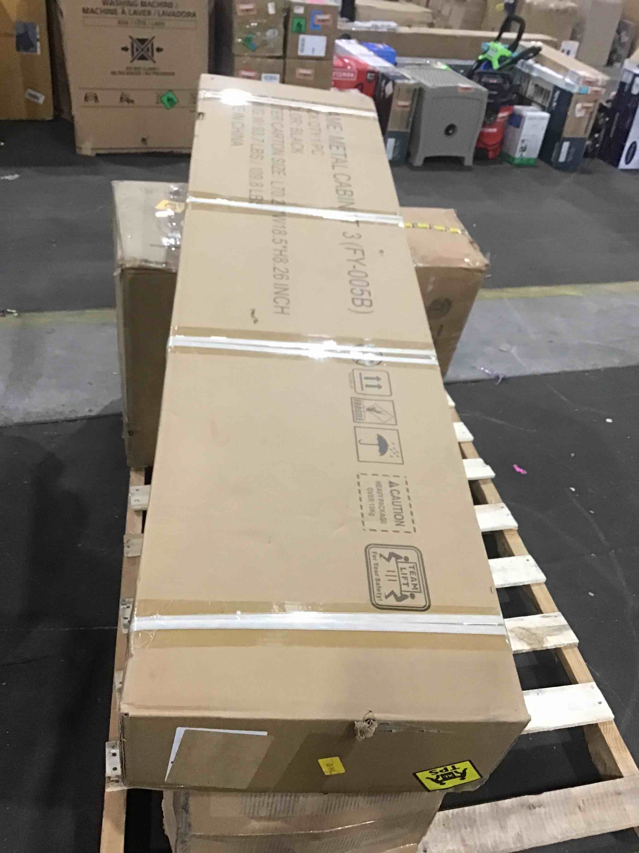 https://s3.amazonaws.com/lotting-images-prod/bidfta/RED4933466_1715866185604.jpeg