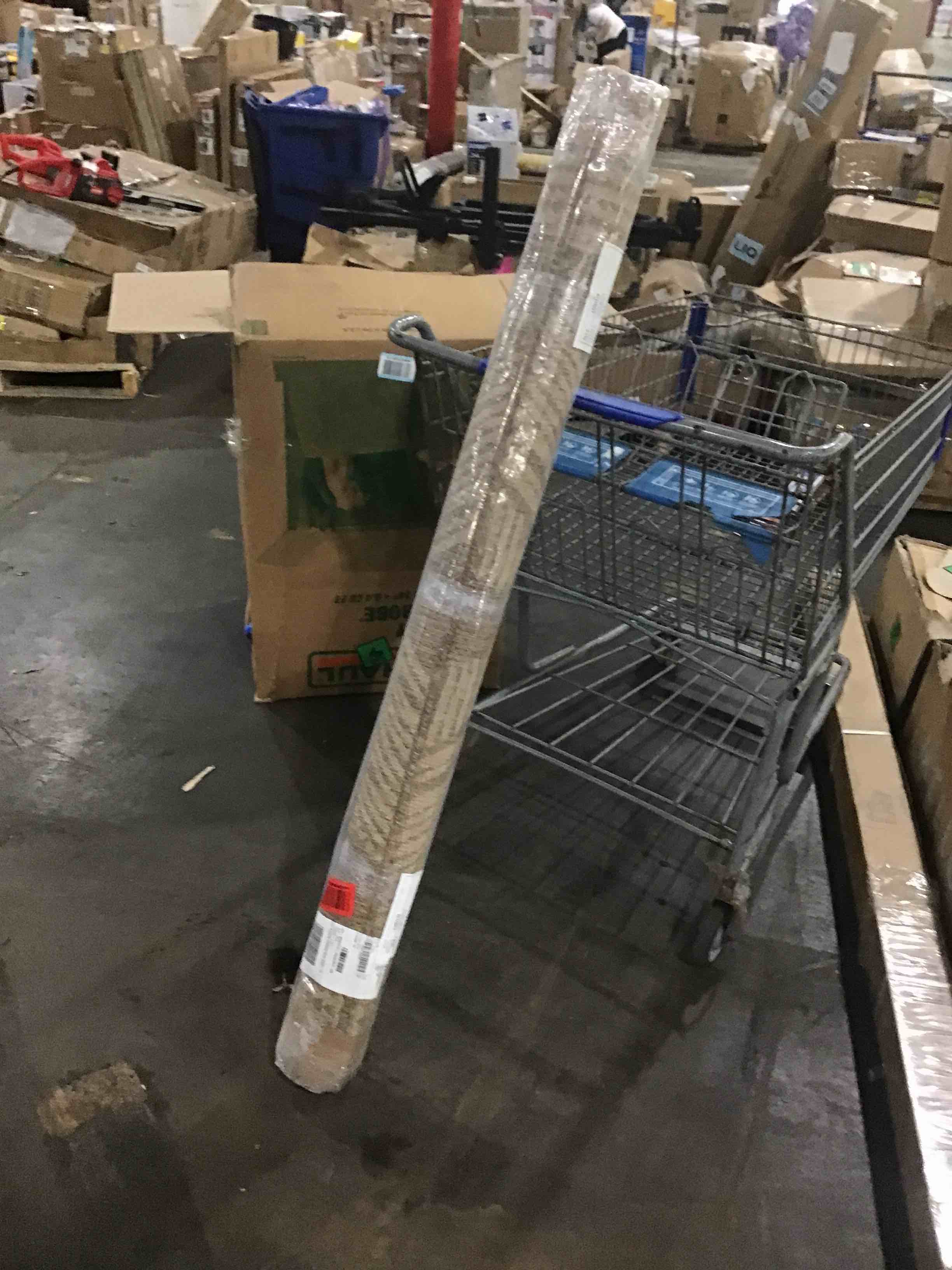 https://s3.amazonaws.com/lotting-images-prod/bidfta/RED4933518_1715889394815.jpeg