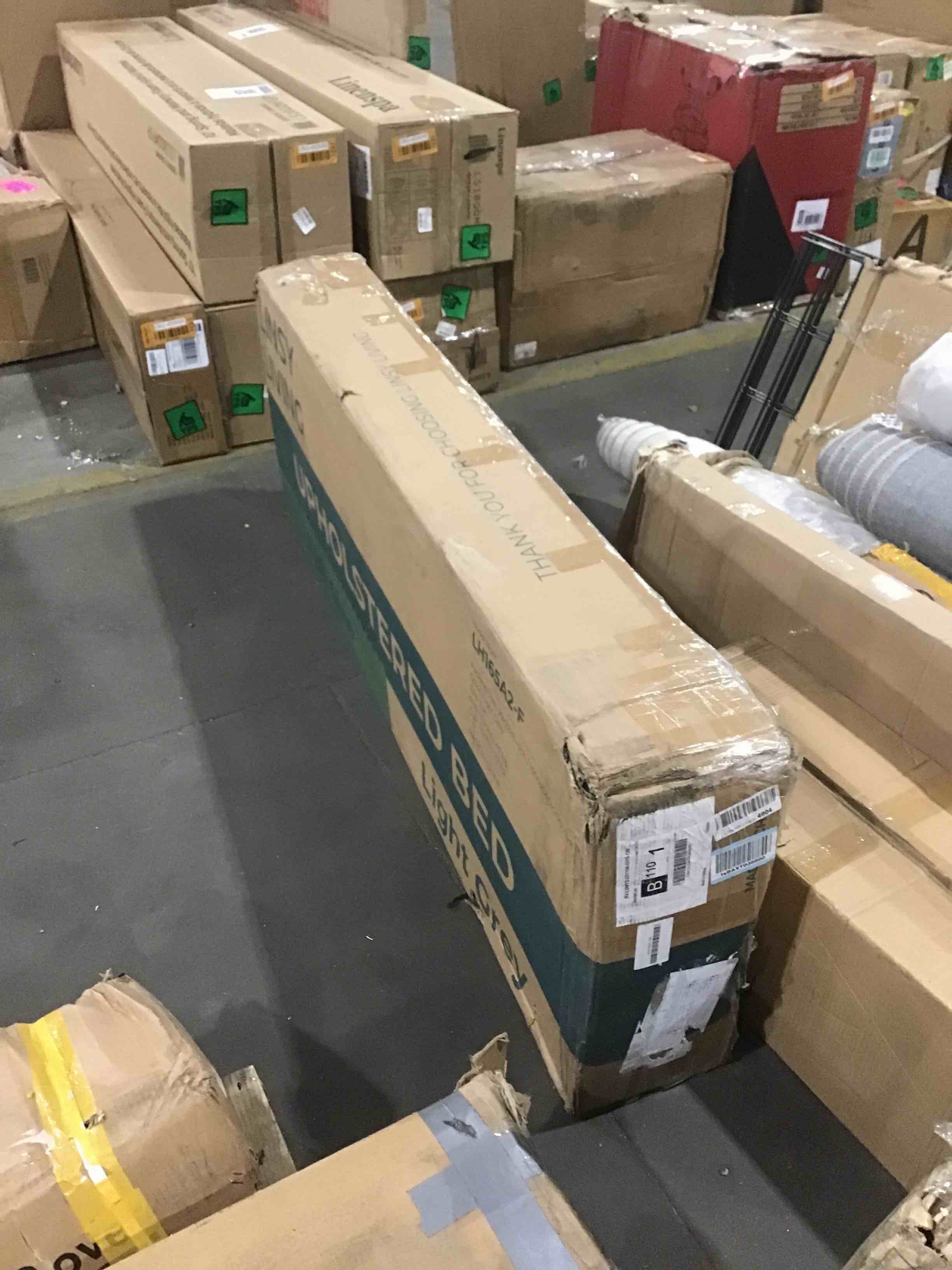 https://s3.amazonaws.com/lotting-images-prod/bidfta/RED4934064_1709138611149.jpeg