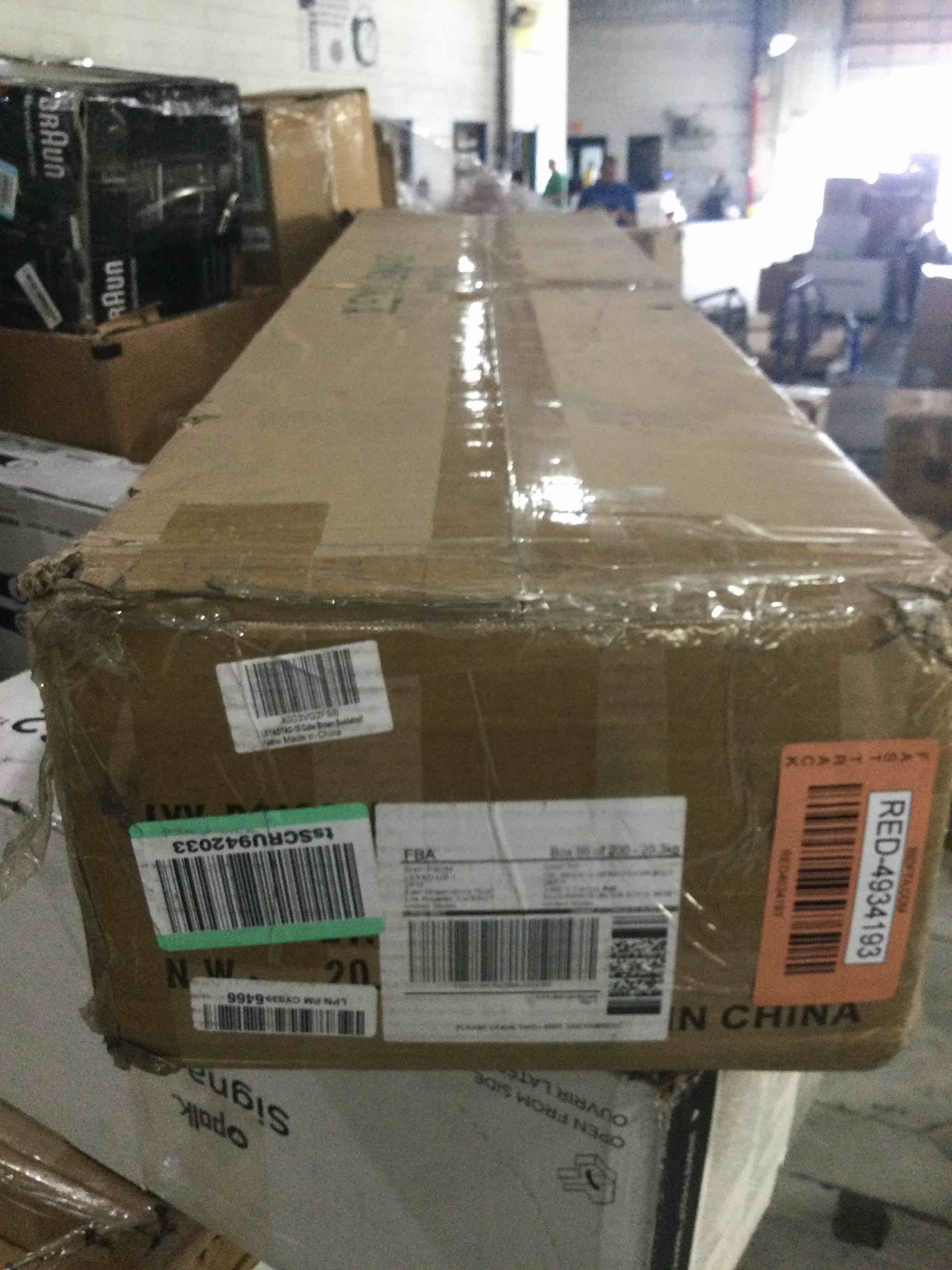 https://s3.amazonaws.com/lotting-images-prod/bidfta/RED4934193_1709665794132.jpeg