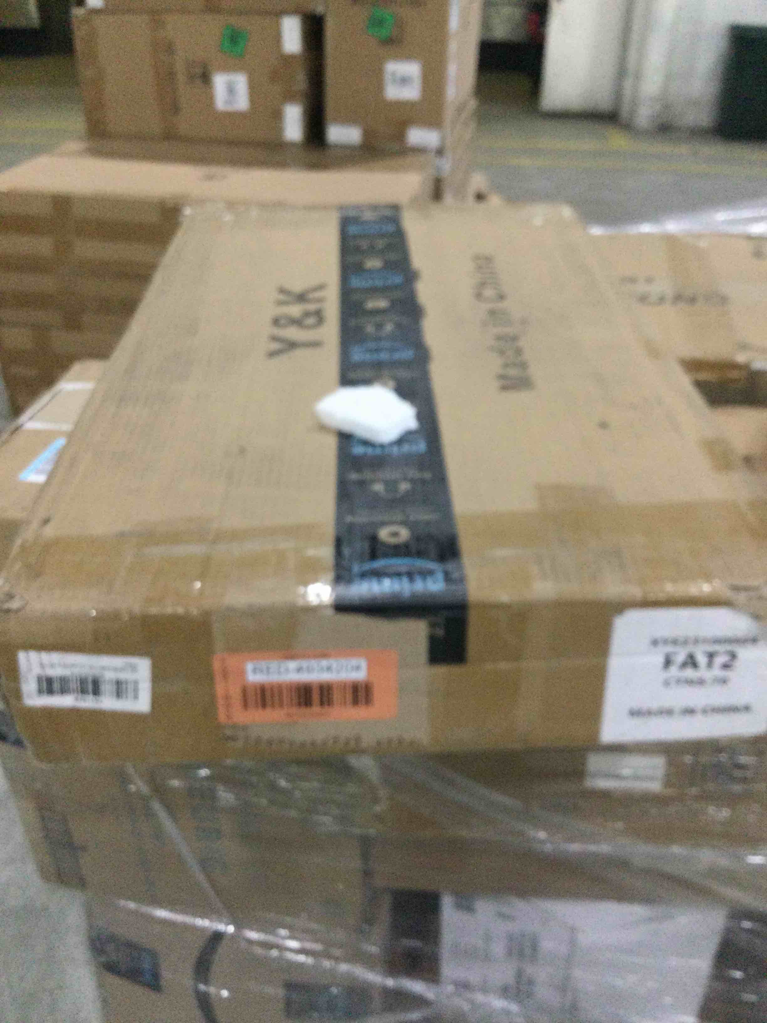 https://s3.amazonaws.com/lotting-images-prod/bidfta/RED4934204_1709667806157.jpeg