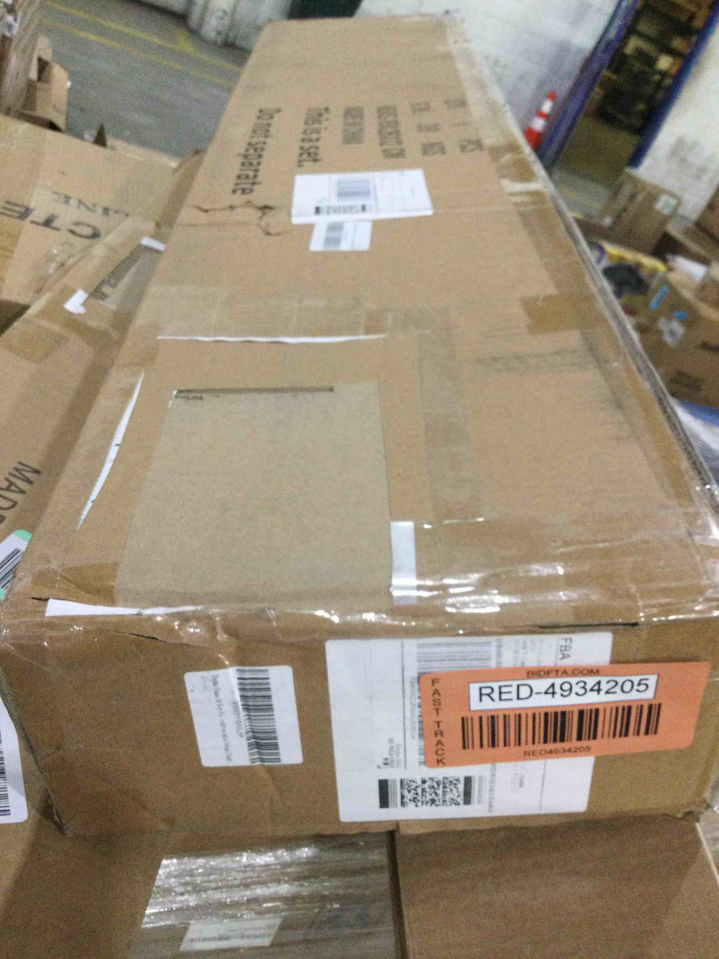 https://s3.amazonaws.com/lotting-images-prod/bidfta/RED4934205_1709668022316.jpeg