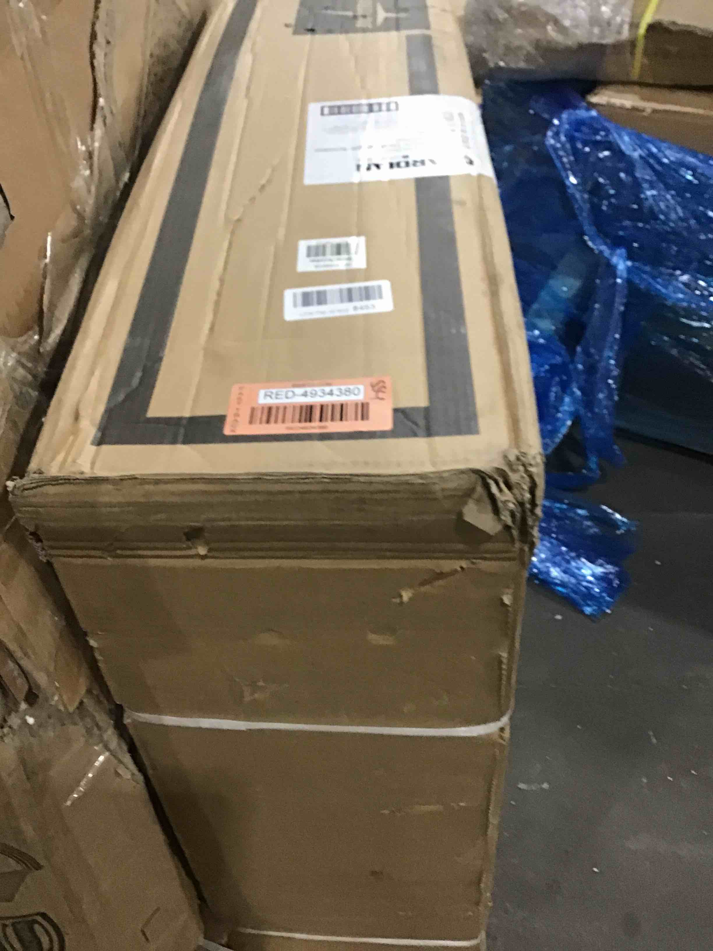 https://s3.amazonaws.com/lotting-images-prod/bidfta/RED4934380_1709917440270.jpeg