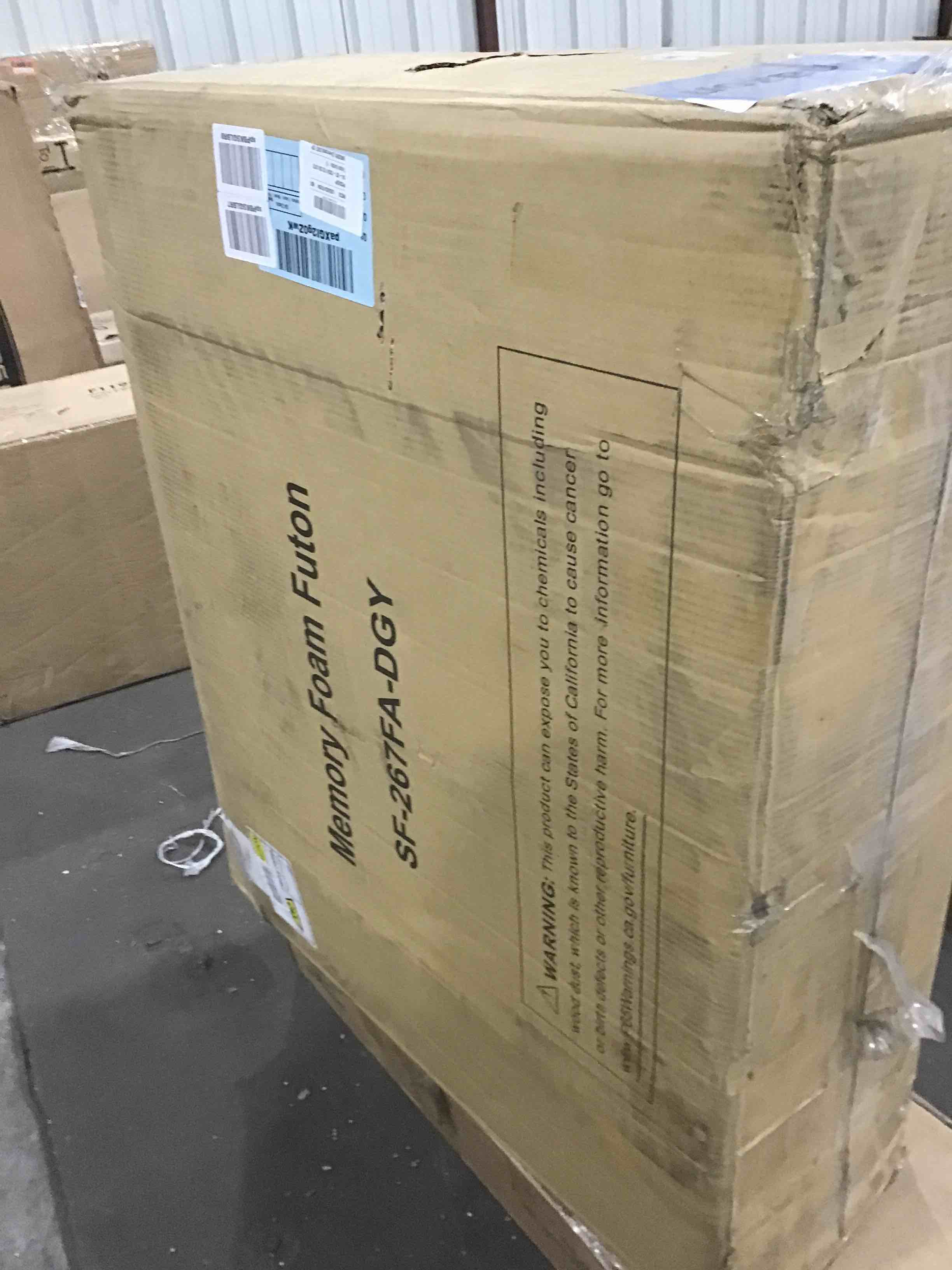 https://s3.amazonaws.com/lotting-images-prod/bidfta/RED4934393_1709927050972.jpeg
