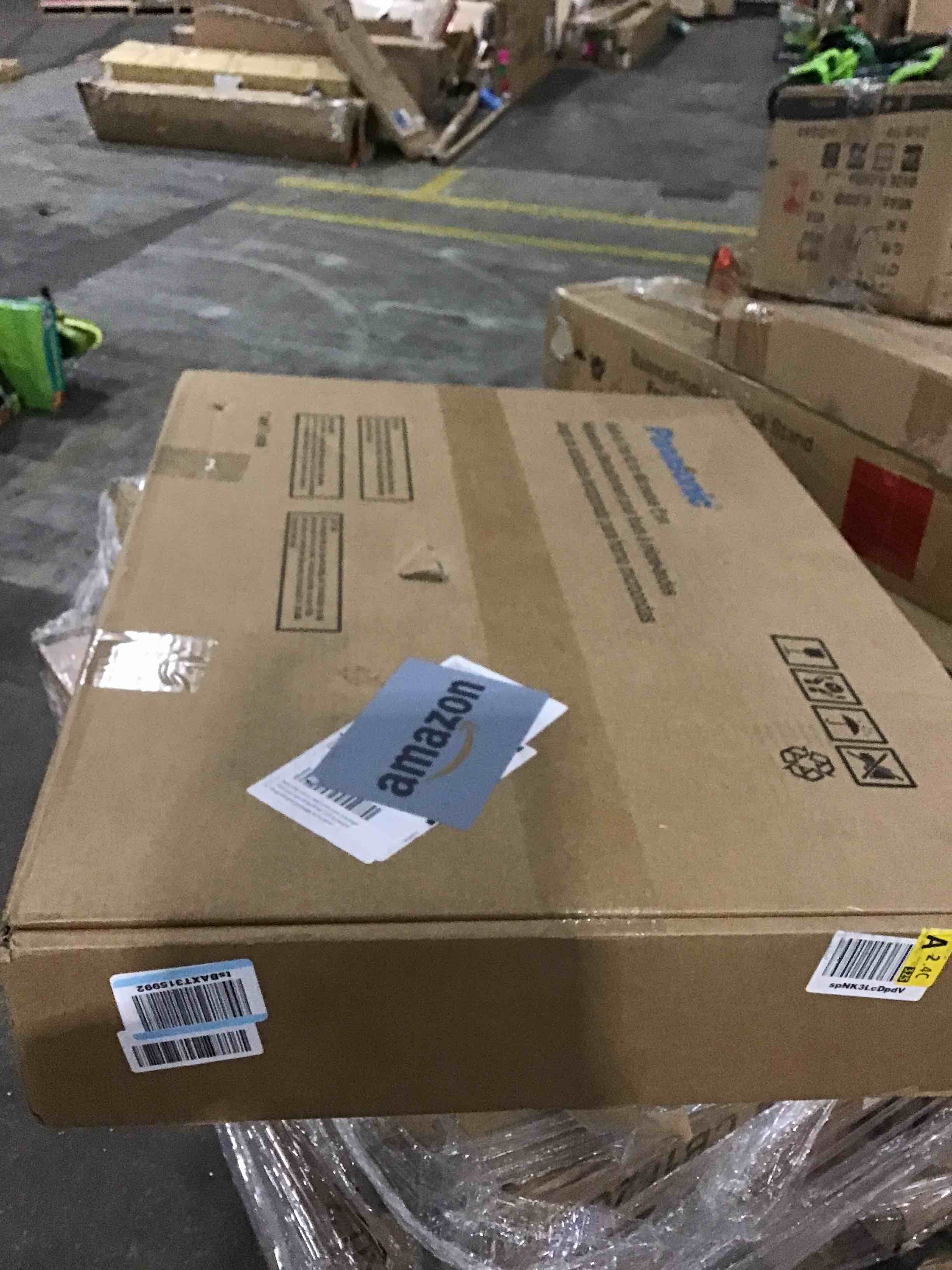 https://s3.amazonaws.com/lotting-images-prod/bidfta/RED4934487_1710449797911.jpeg