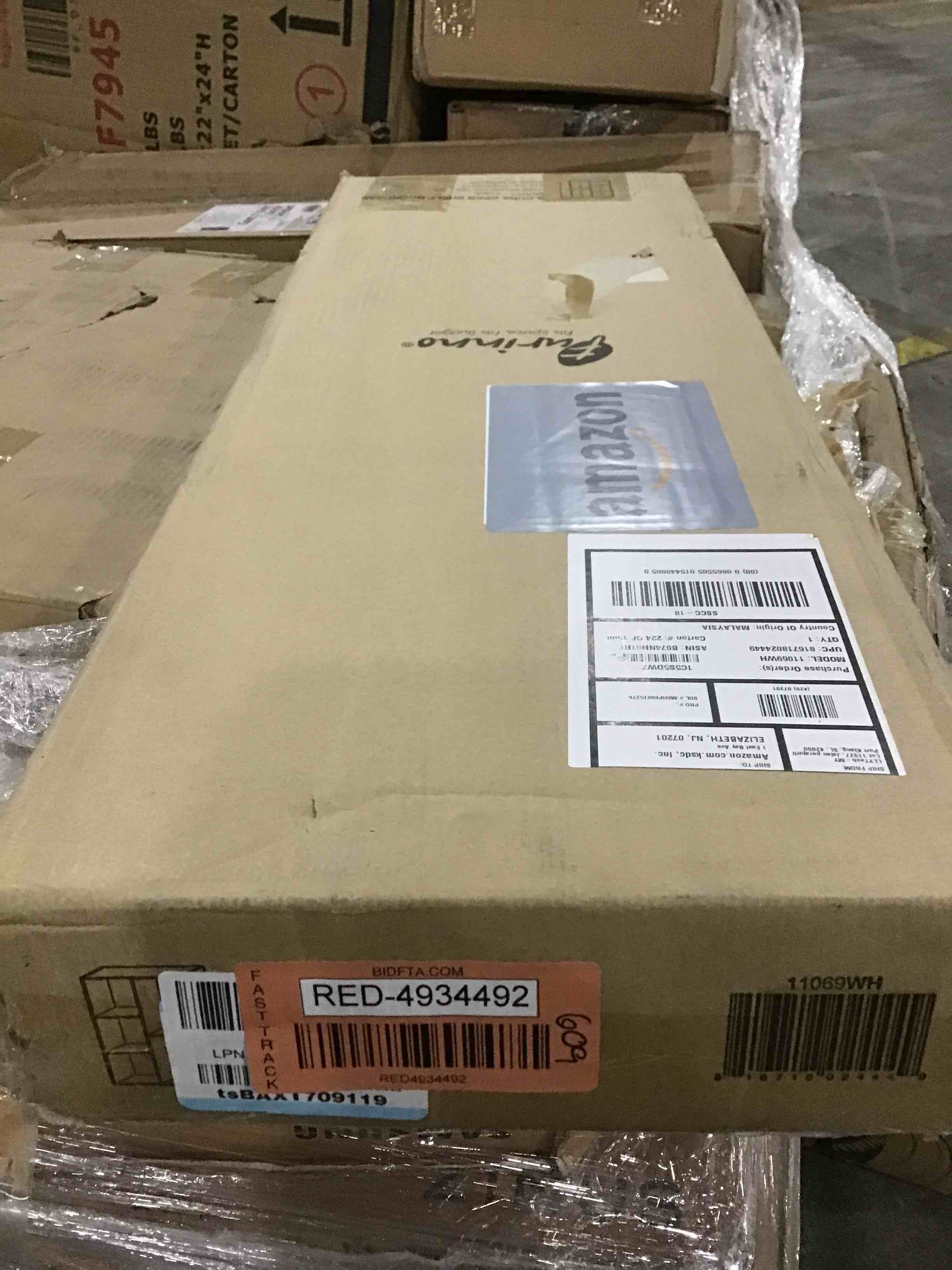 https://s3.amazonaws.com/lotting-images-prod/bidfta/RED4934492_1710451070540.jpeg