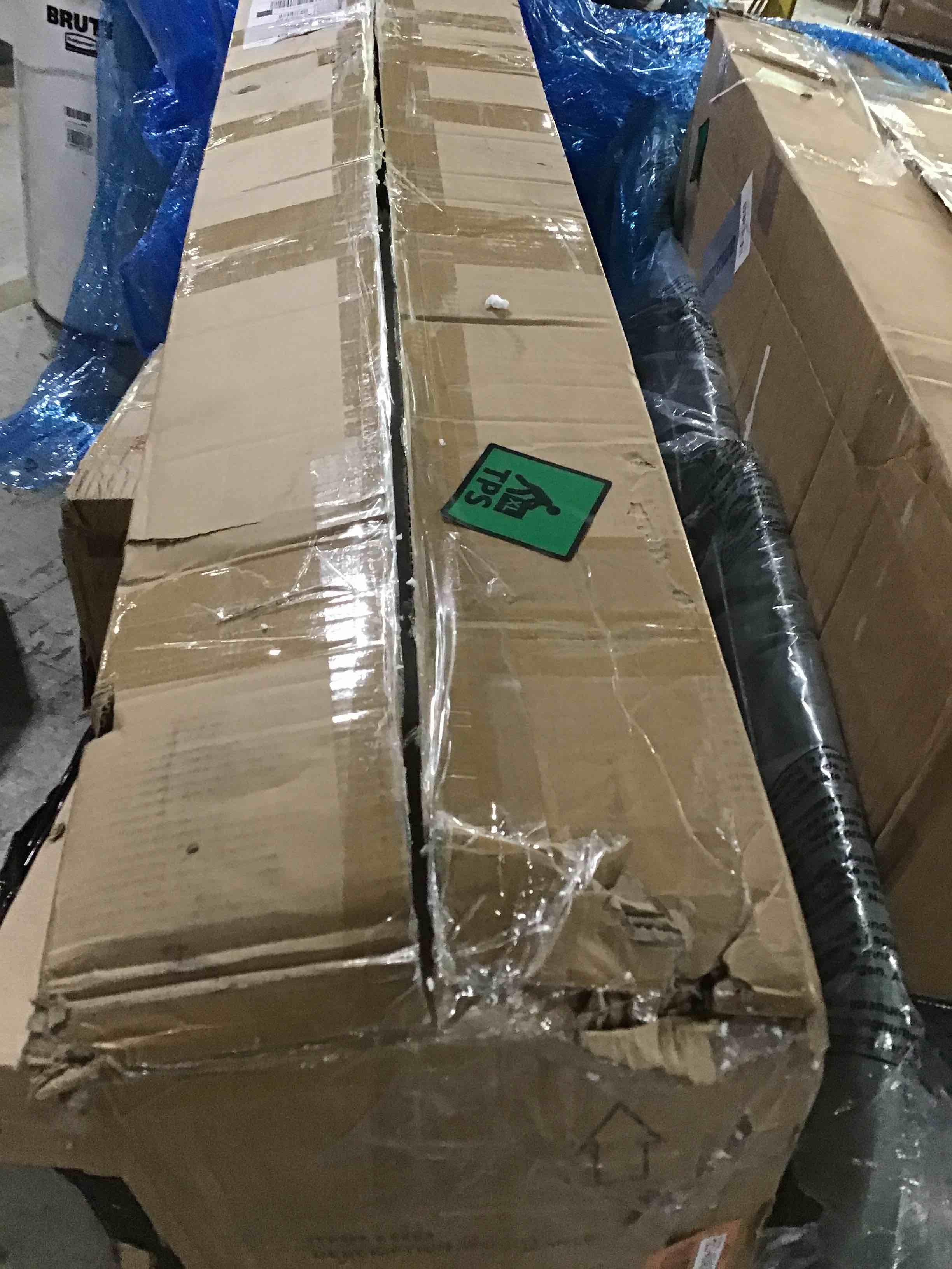 https://s3.amazonaws.com/lotting-images-prod/bidfta/RED4934632_1711043874524.jpeg