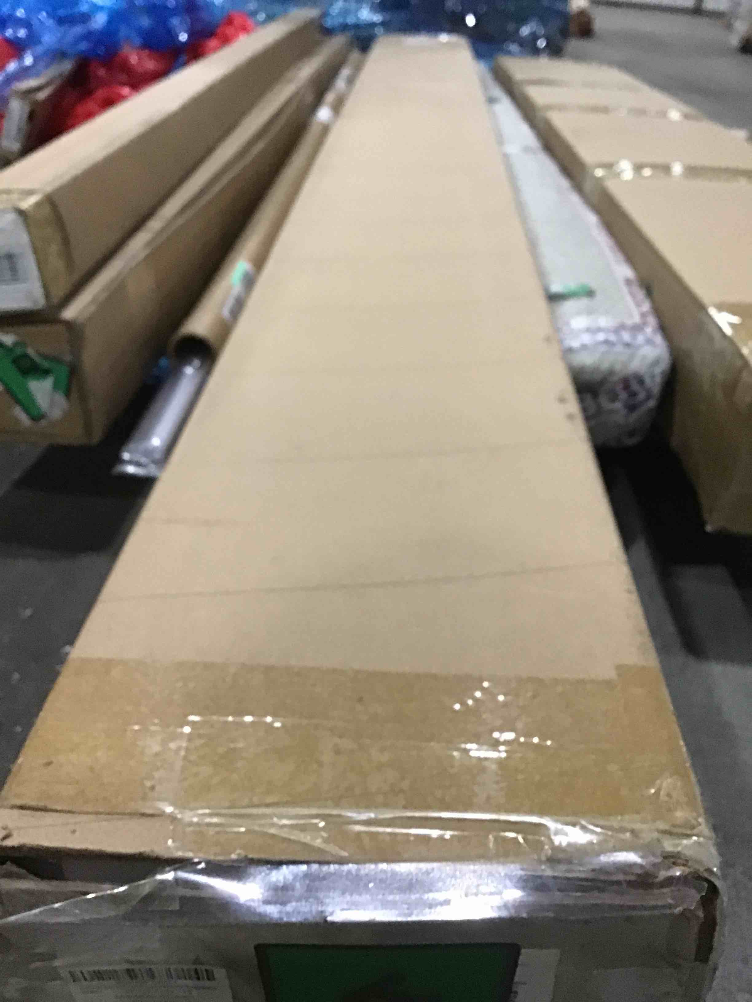 https://s3.amazonaws.com/lotting-images-prod/bidfta/RED4934682_1711121094769.jpeg