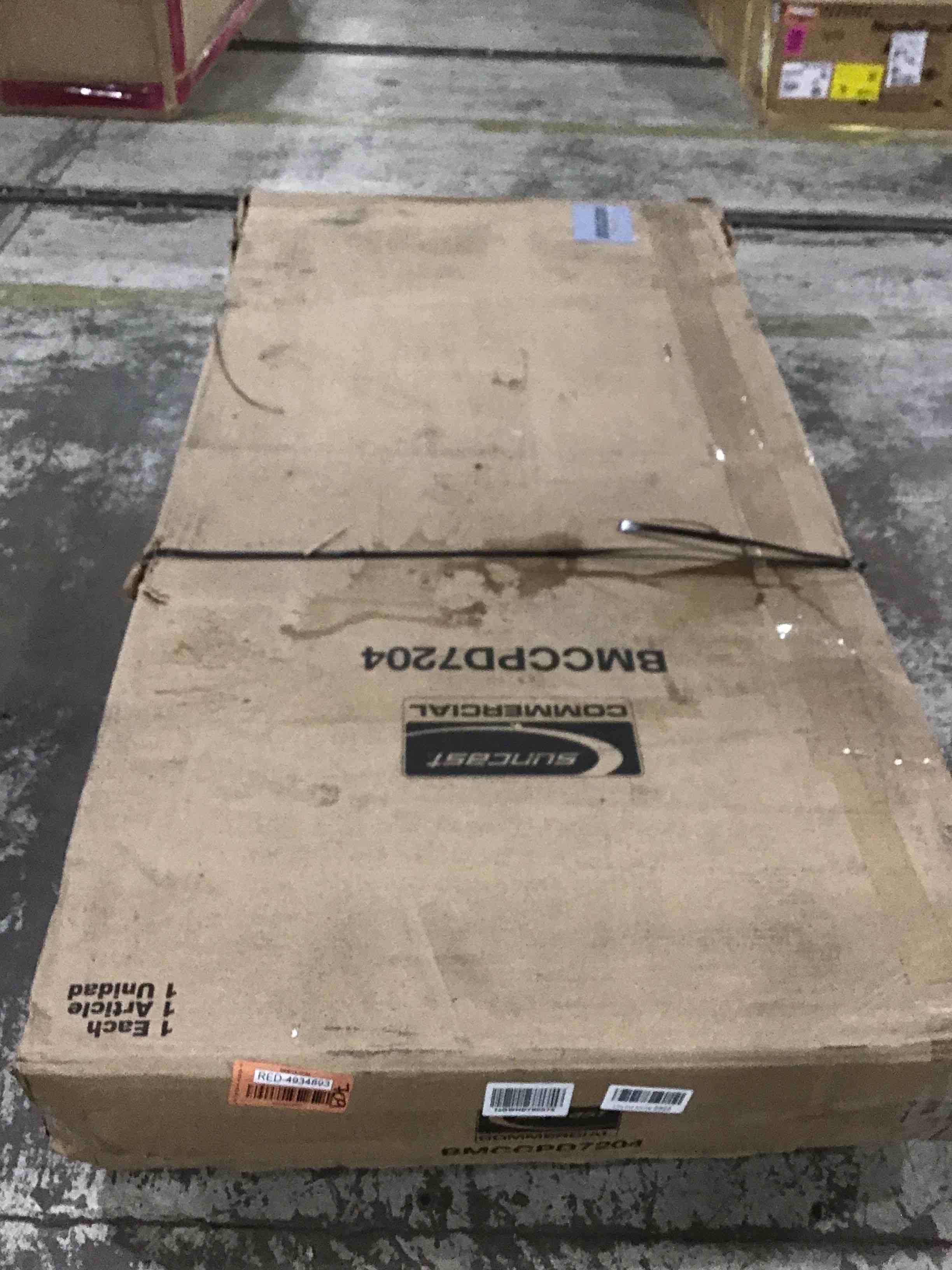 https://s3.amazonaws.com/lotting-images-prod/bidfta/RED4934893_1711553172714.jpeg