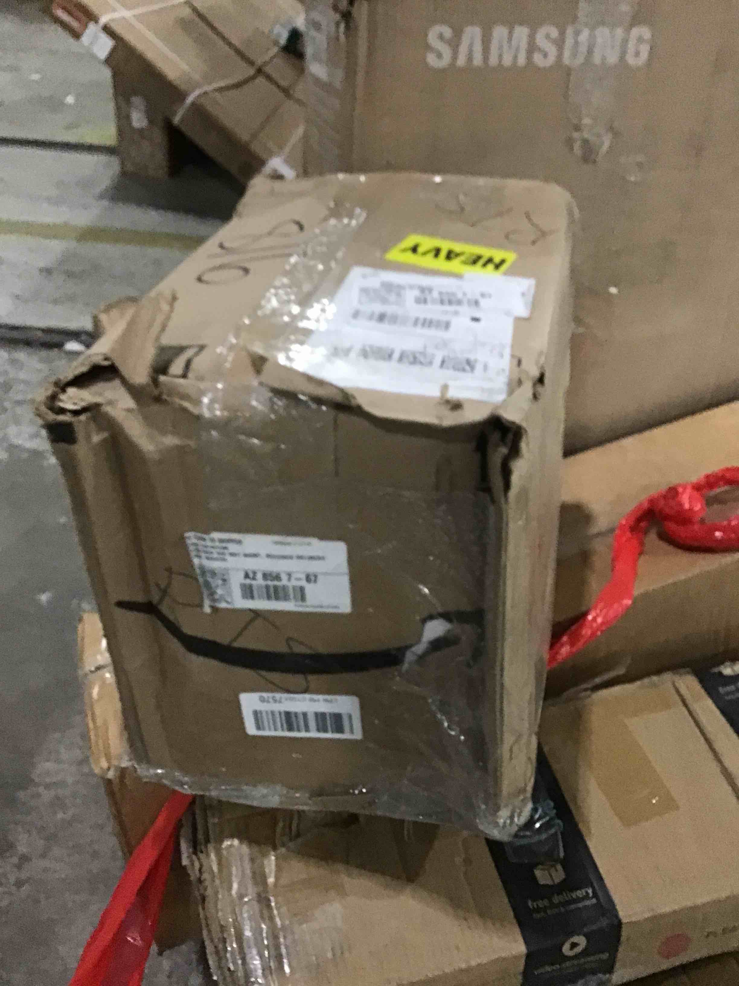 https://s3.amazonaws.com/lotting-images-prod/bidfta/RED4934895_1711553688831.jpeg