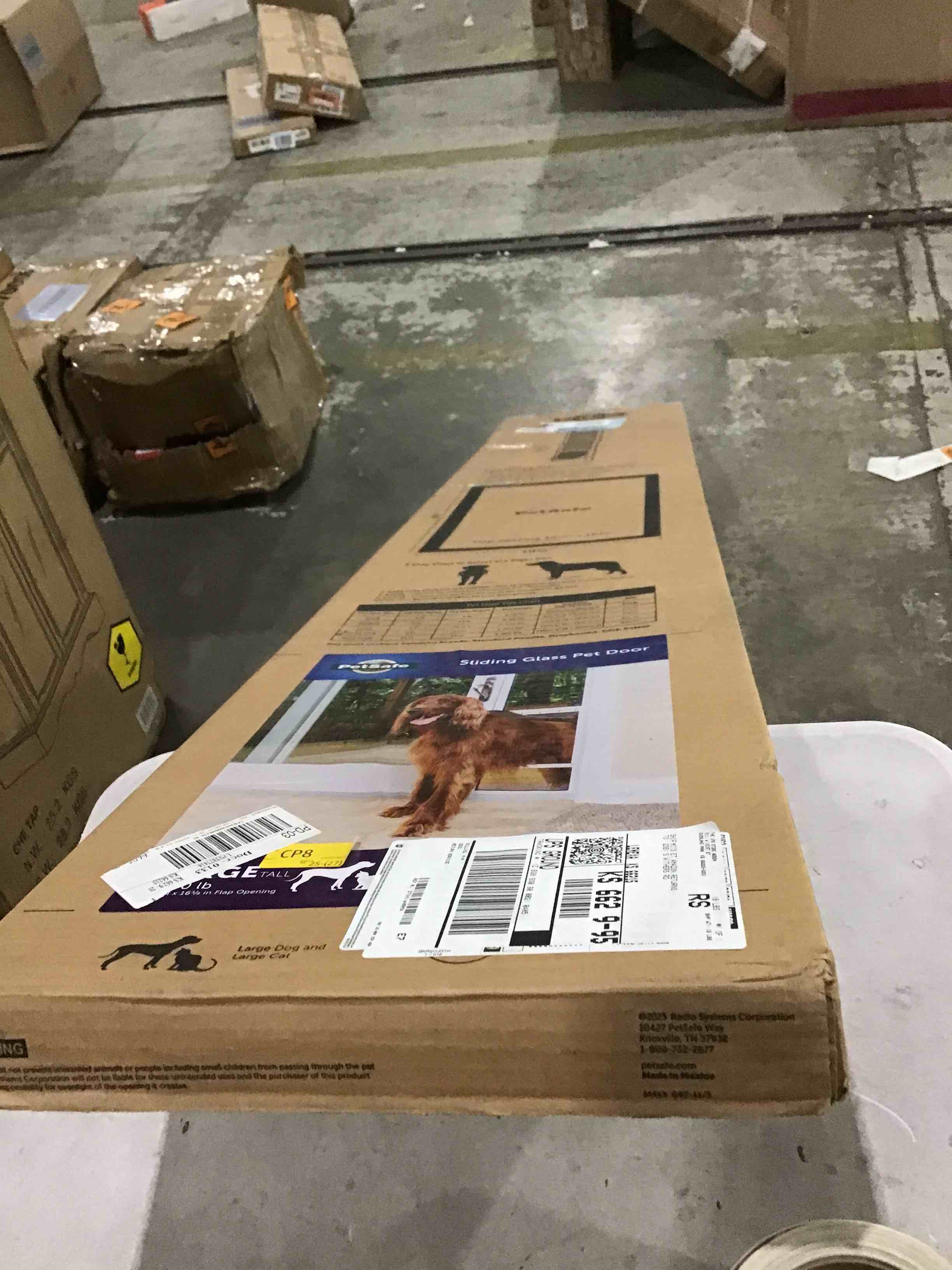 https://s3.amazonaws.com/lotting-images-prod/bidfta/RED4934902_1711554926411.jpeg