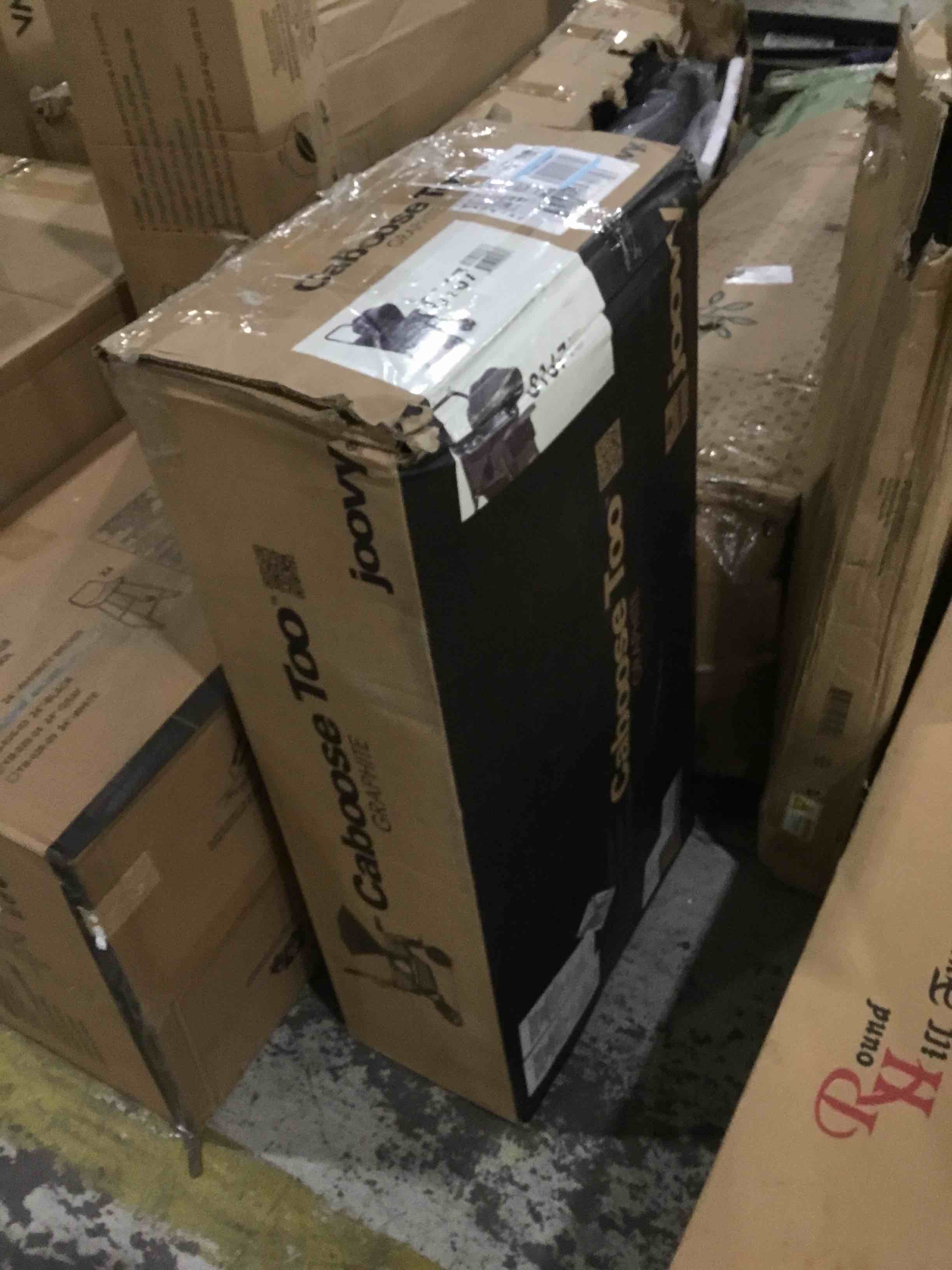 https://s3.amazonaws.com/lotting-images-prod/bidfta/RED4935596_1710968103330.jpeg