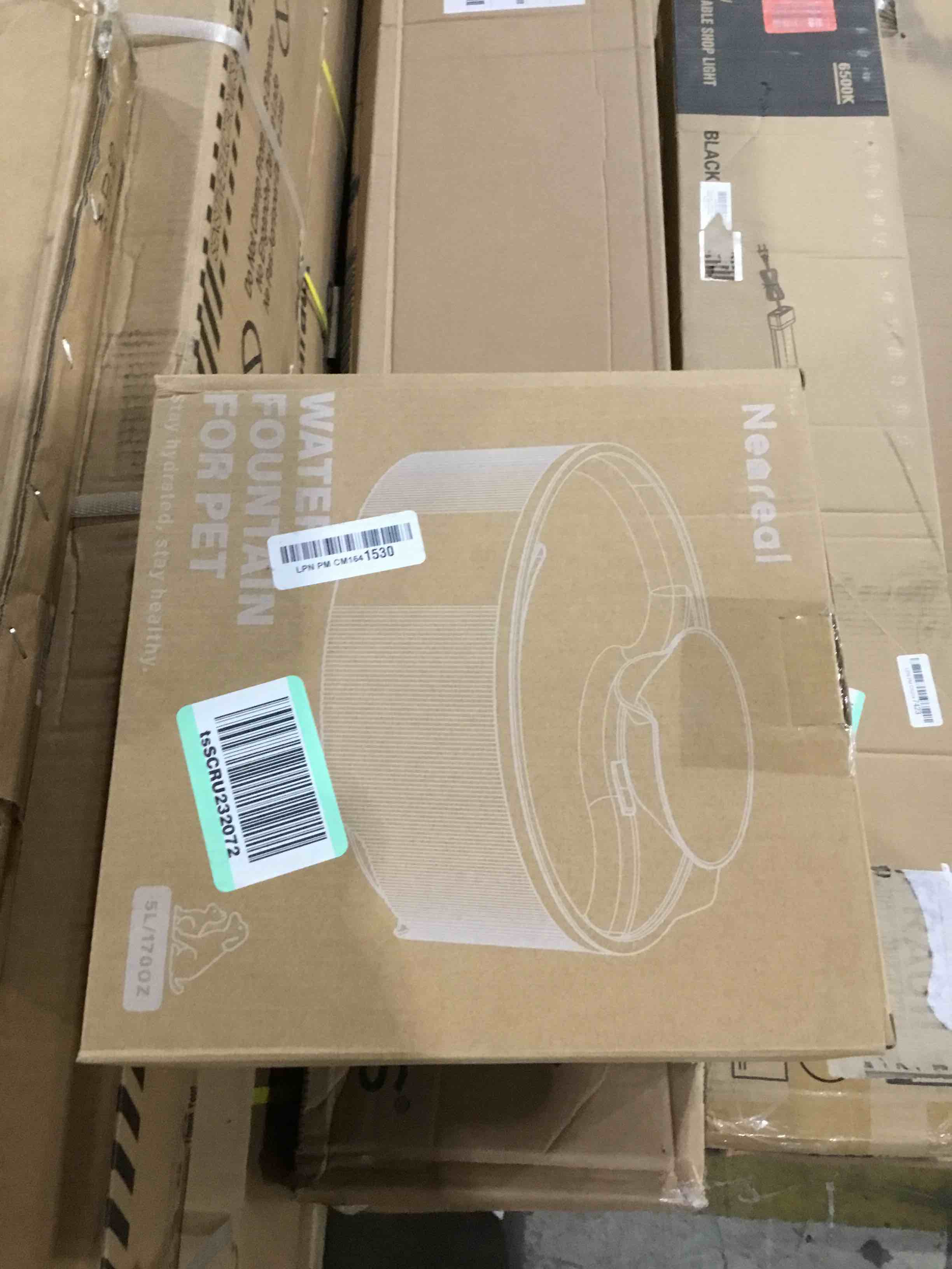 https://s3.amazonaws.com/lotting-images-prod/bidfta/RED4936818_1712689768912.jpeg