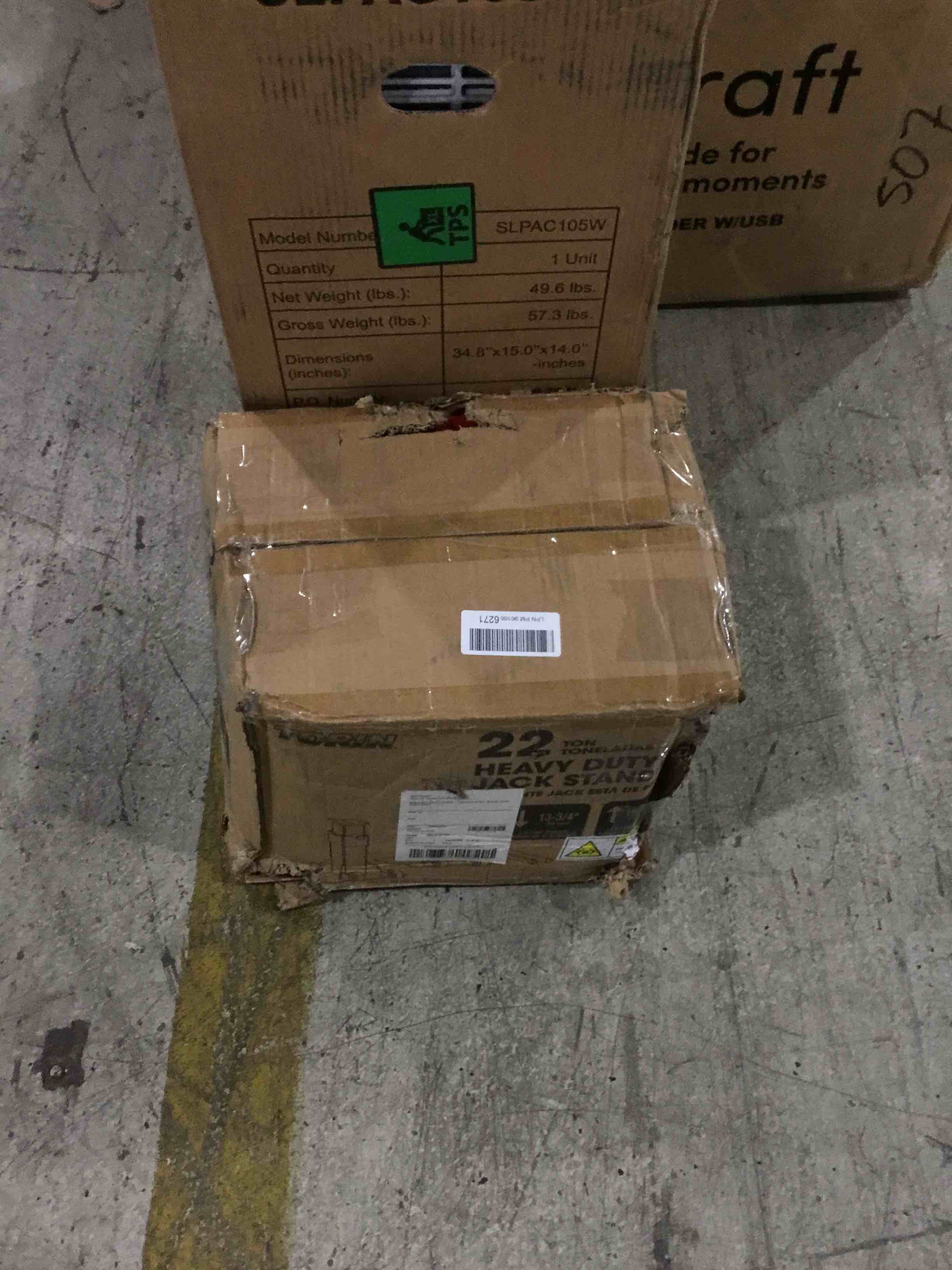 https://s3.amazonaws.com/lotting-images-prod/bidfta/RED4936887_1712760121380.jpeg