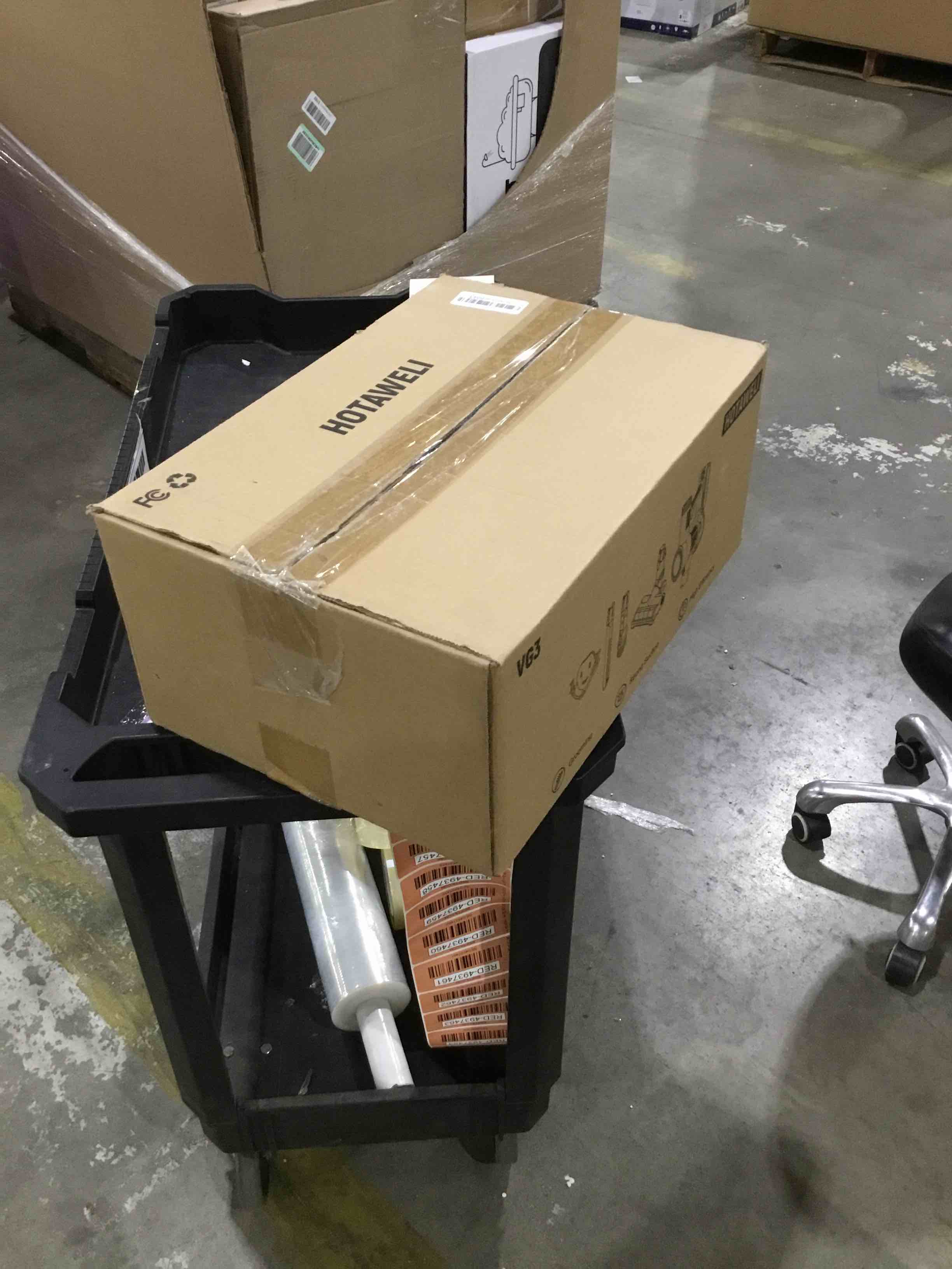 https://s3.amazonaws.com/lotting-images-prod/bidfta/RED4937440_1714746461935.jpeg