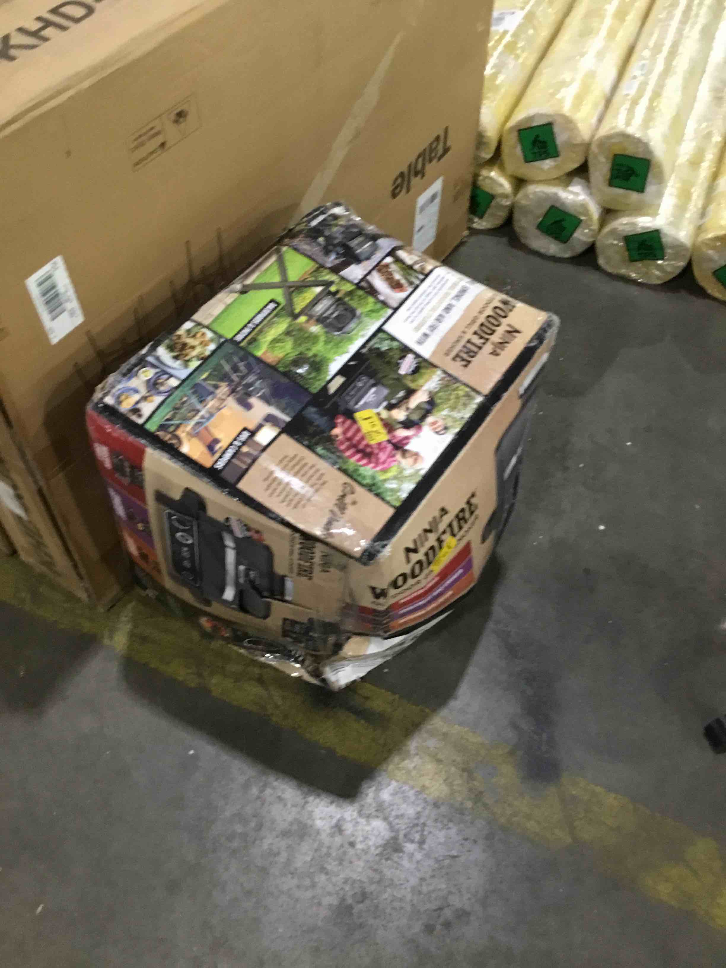 https://s3.amazonaws.com/lotting-images-prod/bidfta/RED4937477_1714761521882.jpeg